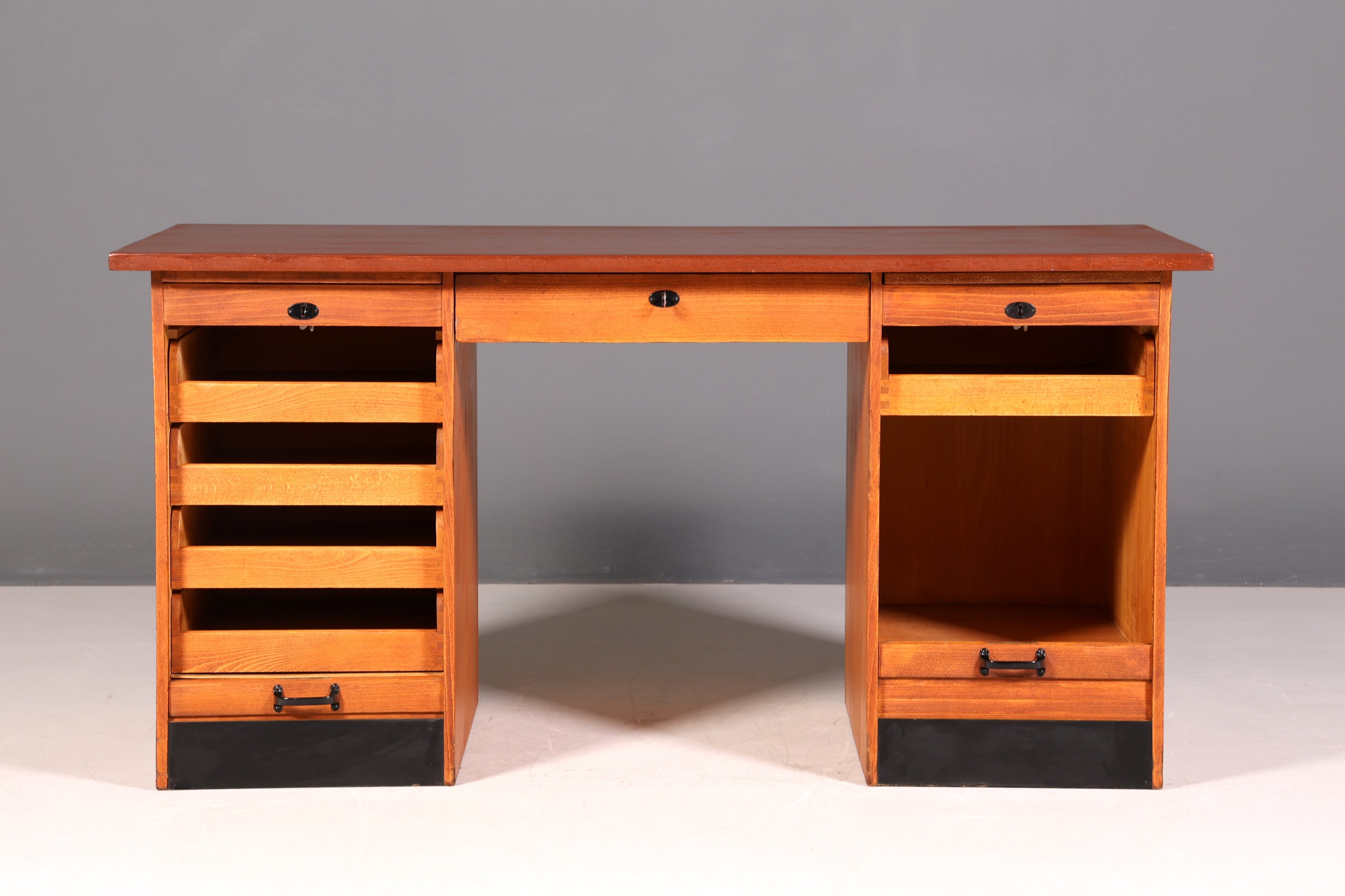 Wunderschöner Bauhaus Rollladen Schreibtisch Mid Century echt Holz Bürotisch Office Table