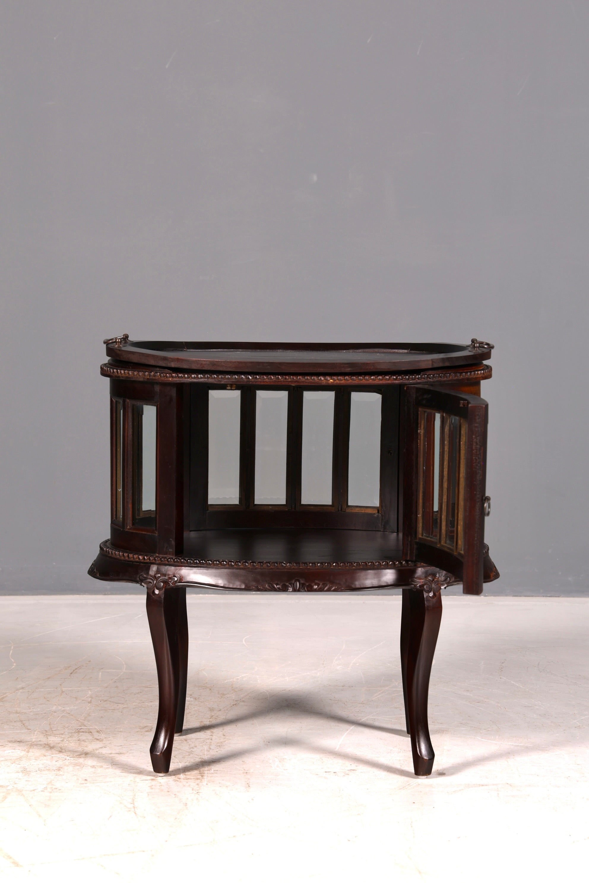 Wunderschöner filigraner Chippendale Barschrank Echt Holz Teeschrank Jugendstil Vitrine Bar Cabinet Vintage