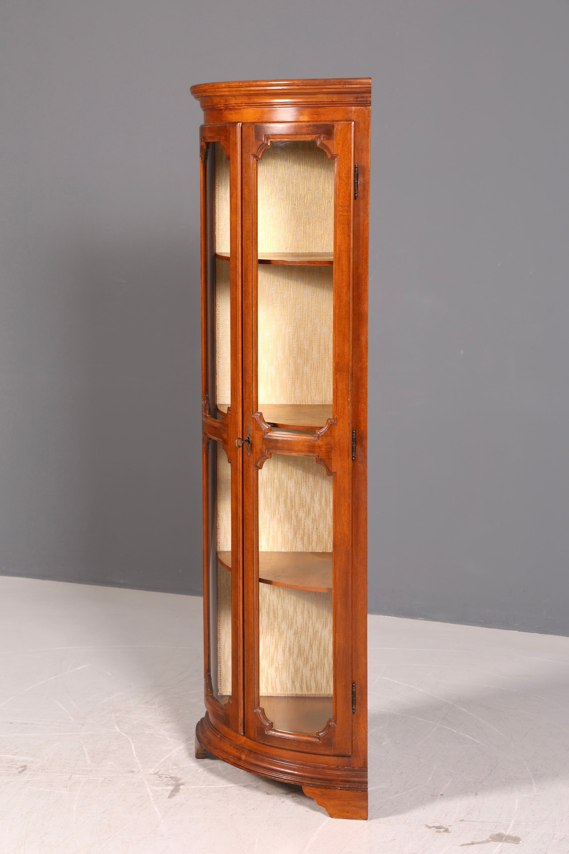 Wunderschöne Original Selva Eckvitrine Vitrine Schrank Geschirrschrank Glasvitrine Italienische Möbel