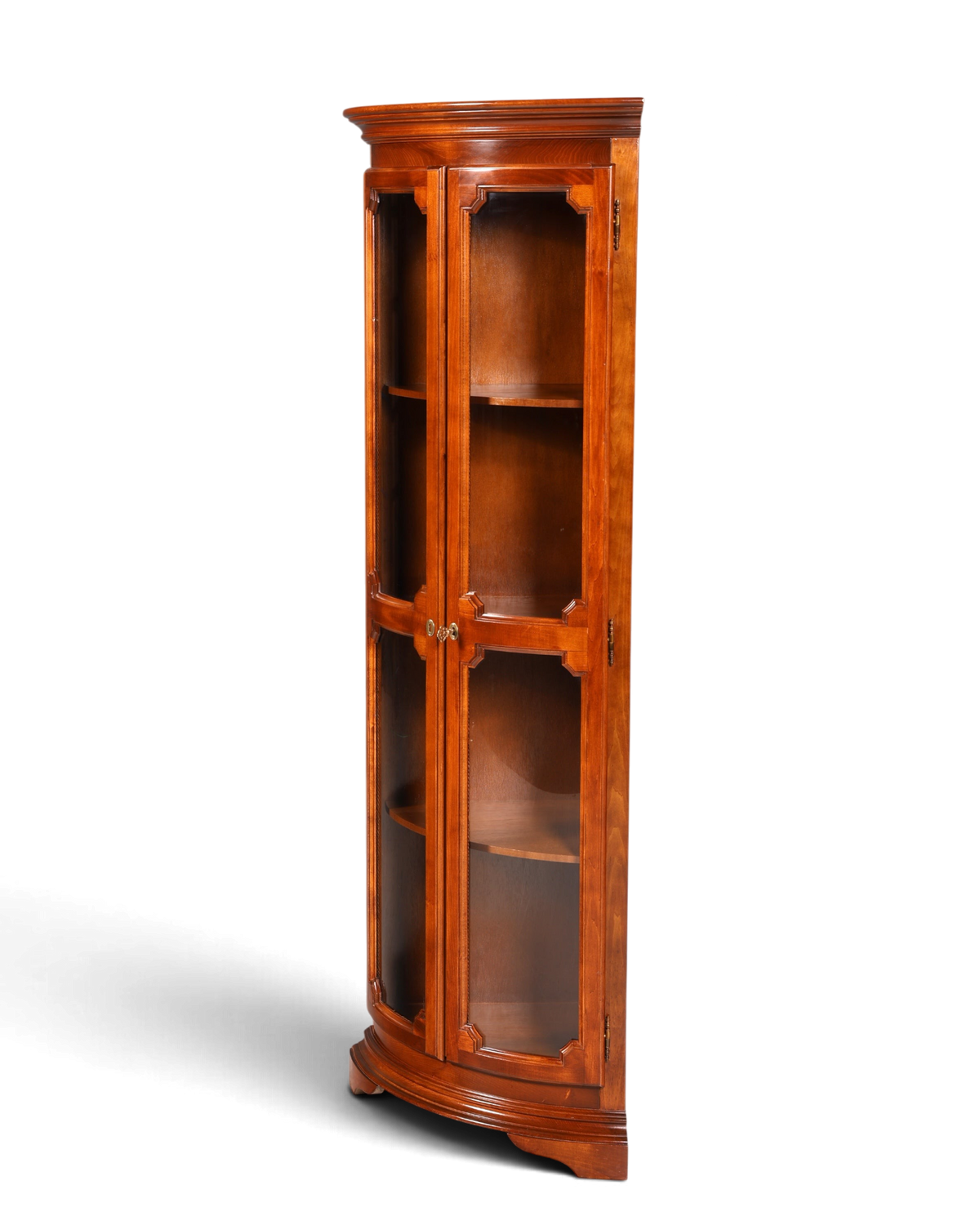 Hauptstadt Möblerei Selva Eckvitrine aus massivem Holz im antiken Stil mit geschwungener Glastür und Patina