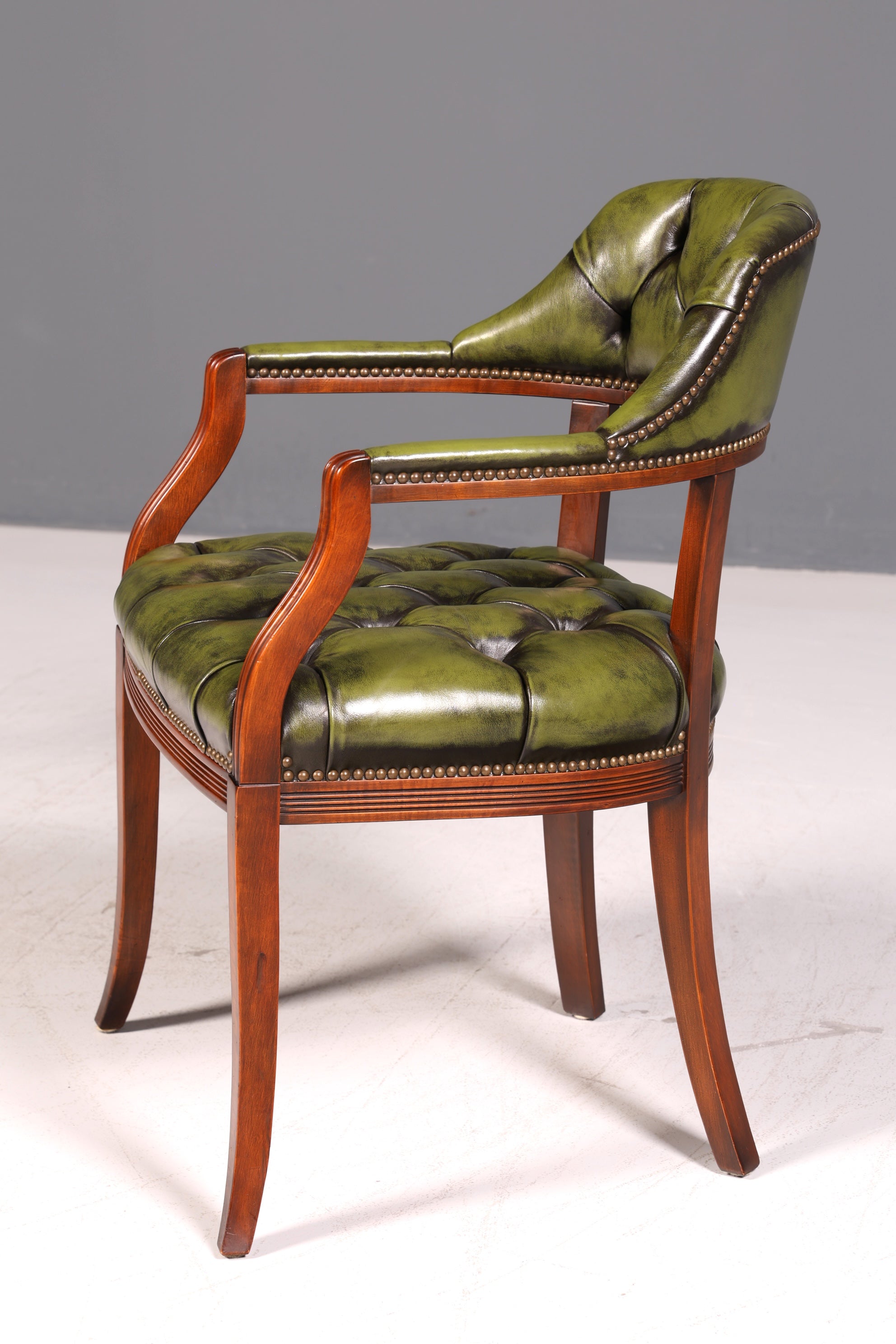Stilvoller Chesterfield Stuhl Englischer Armlehnstuhl Echt Leder Bürostuhl Sekretär Antik Vintage