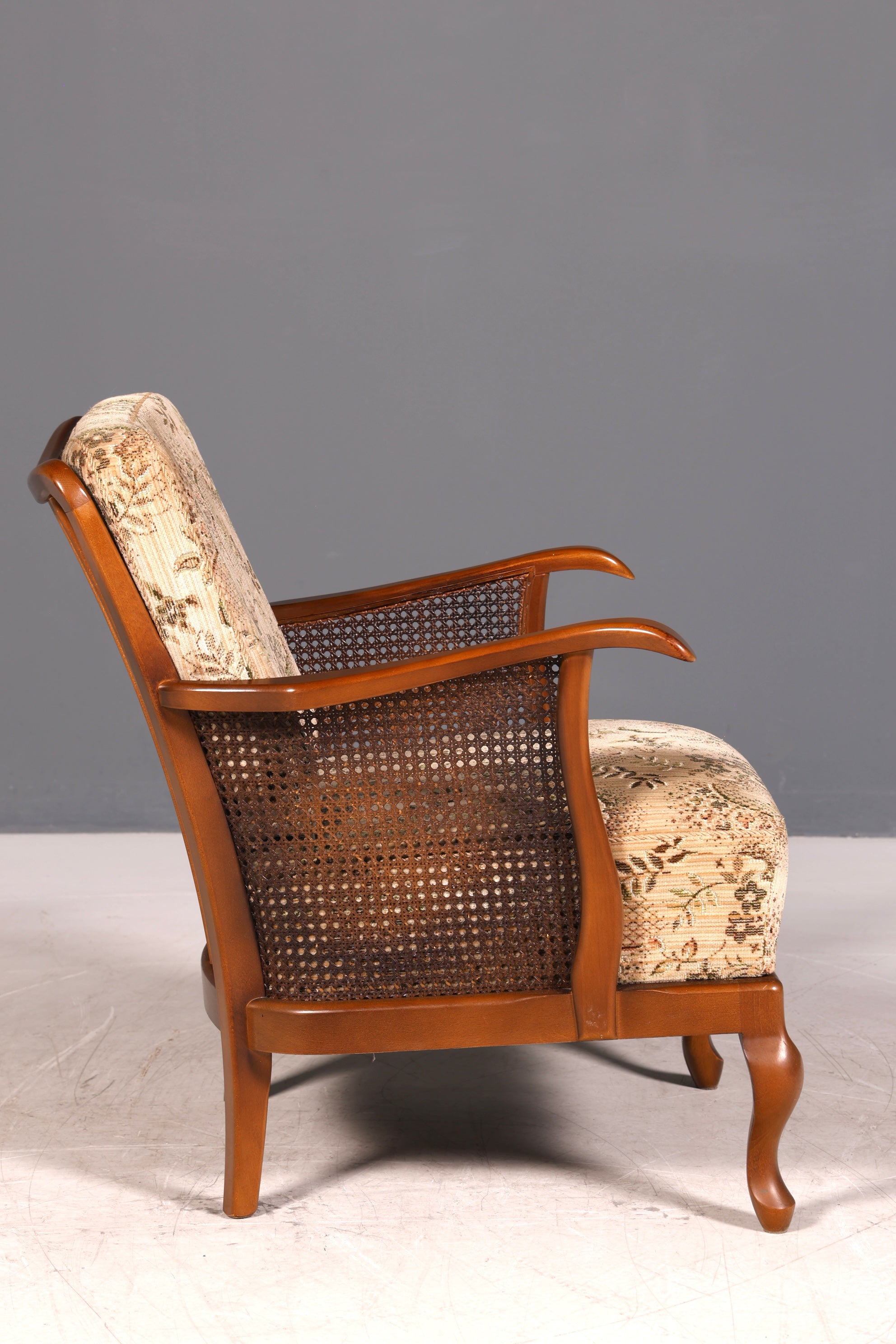 Eleganter Chippendale Armlehnstuhl Polstersessel Wiener Geflecht Antik Stil Salonstuhl Sitzmöbel