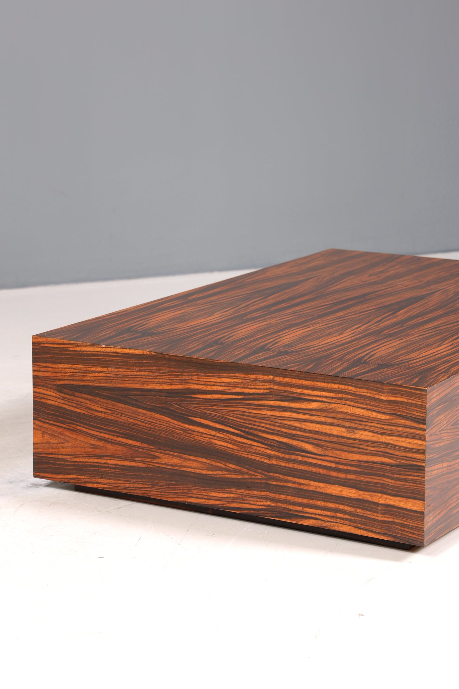 Wunderschöner Mid Century Couchtisch Retro Palisander Ablagetisch Vintage Coffee Table 70er Jahre Wohnzimmertisch