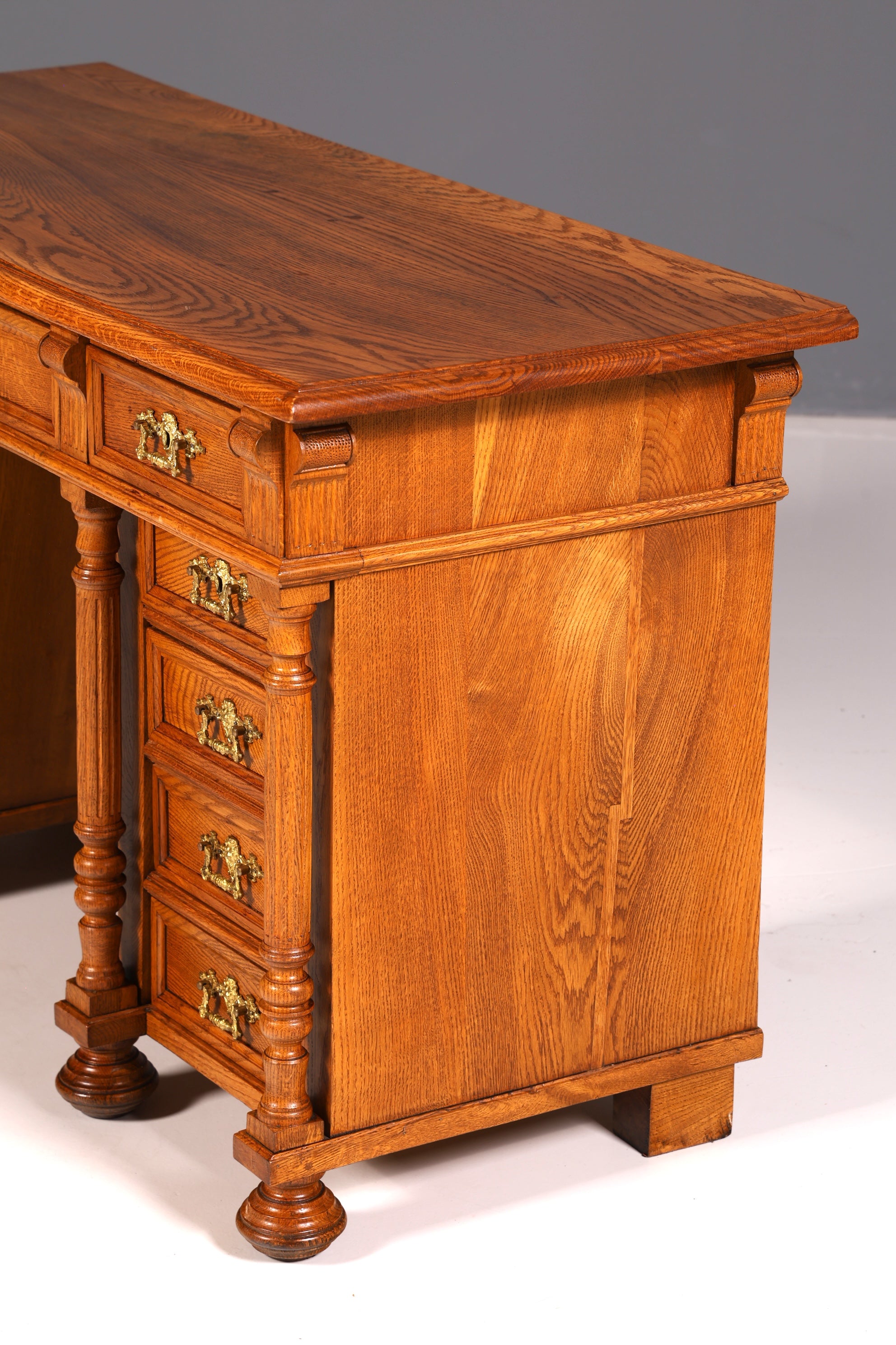 Traumhafter Gründerzeit Schreibtisch Jugendstil Bürotisch Löwenfüße Antik Massivholz