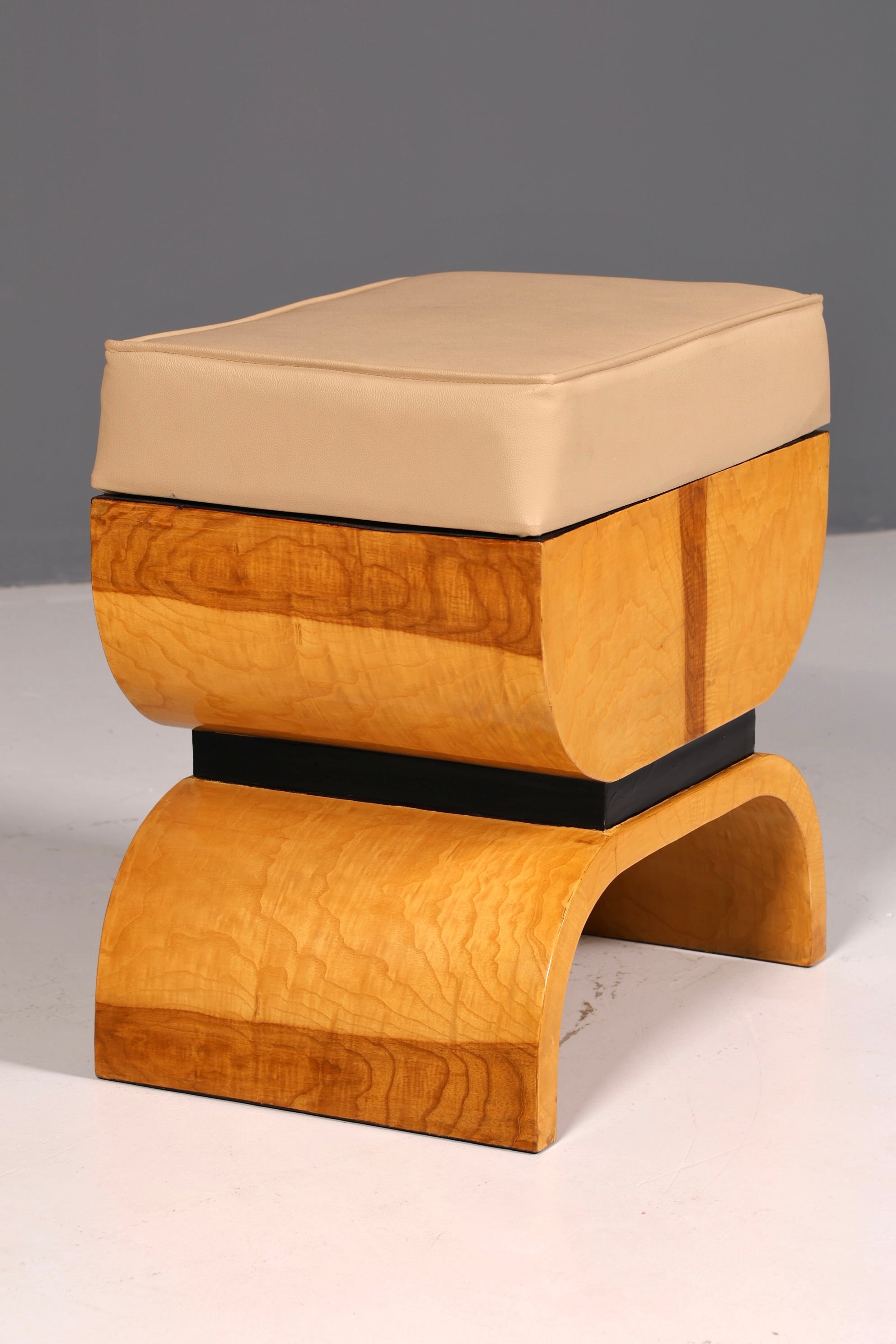 Wunderschöner Hocker im Art Deco Stil Birke Sitzhocker Fußhocker Fußbank Antik Vintage