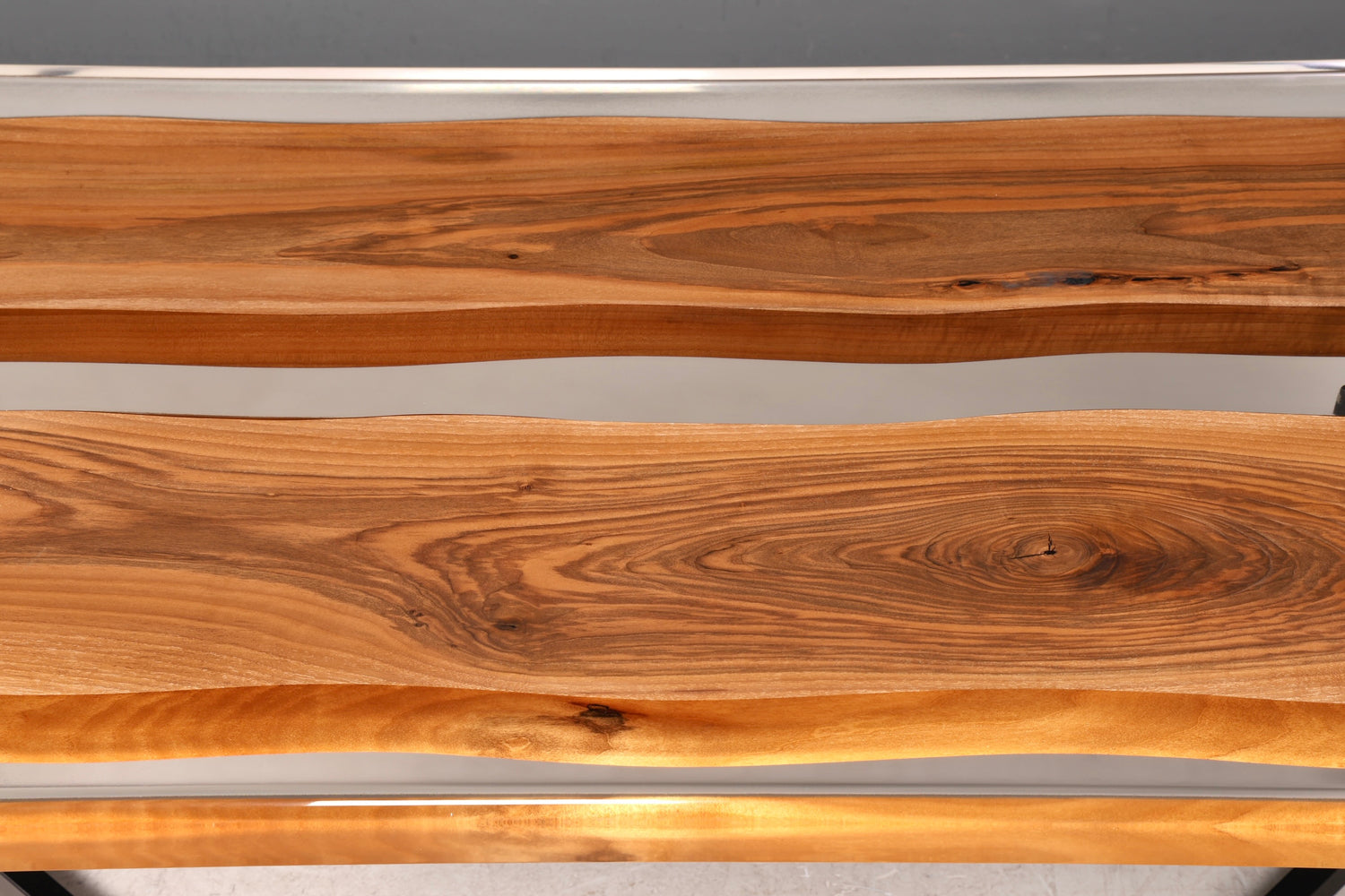 Wunderschöner Epoxidharz Tisch 220-90 cm Epoxy Nussbaum massiv Holz Esszimmer Tisch