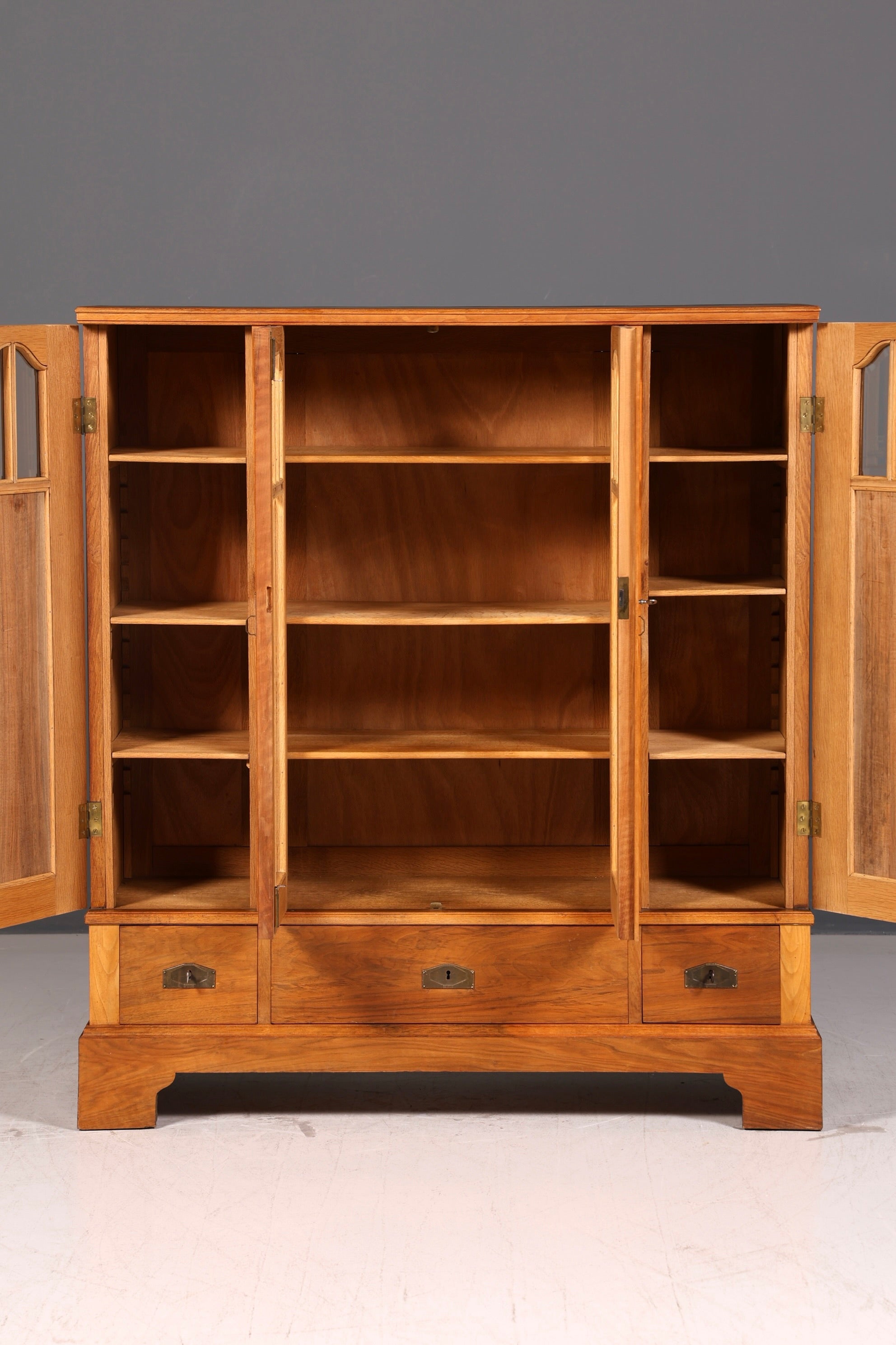 Traumhafte Jugendstil Vitrine Eiche Bücherschrank Antik Schrank Geschirrschrank Glasvitrine um 1900 Vintage