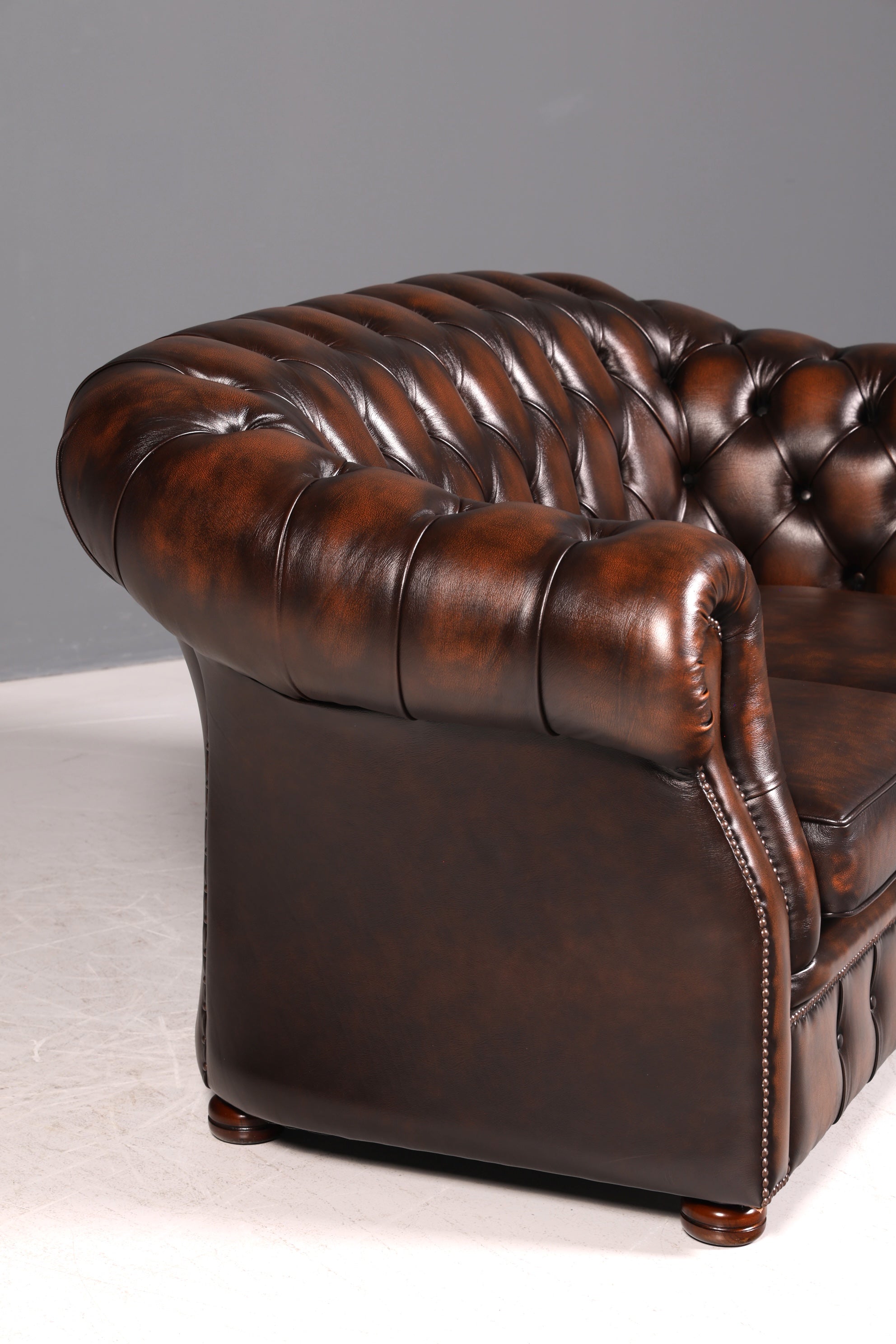Wunderschöne Original Chesterfield Centurion 2-Sitzer Couch Echt Leder Sofa Englisch UK Ledersofa Antik