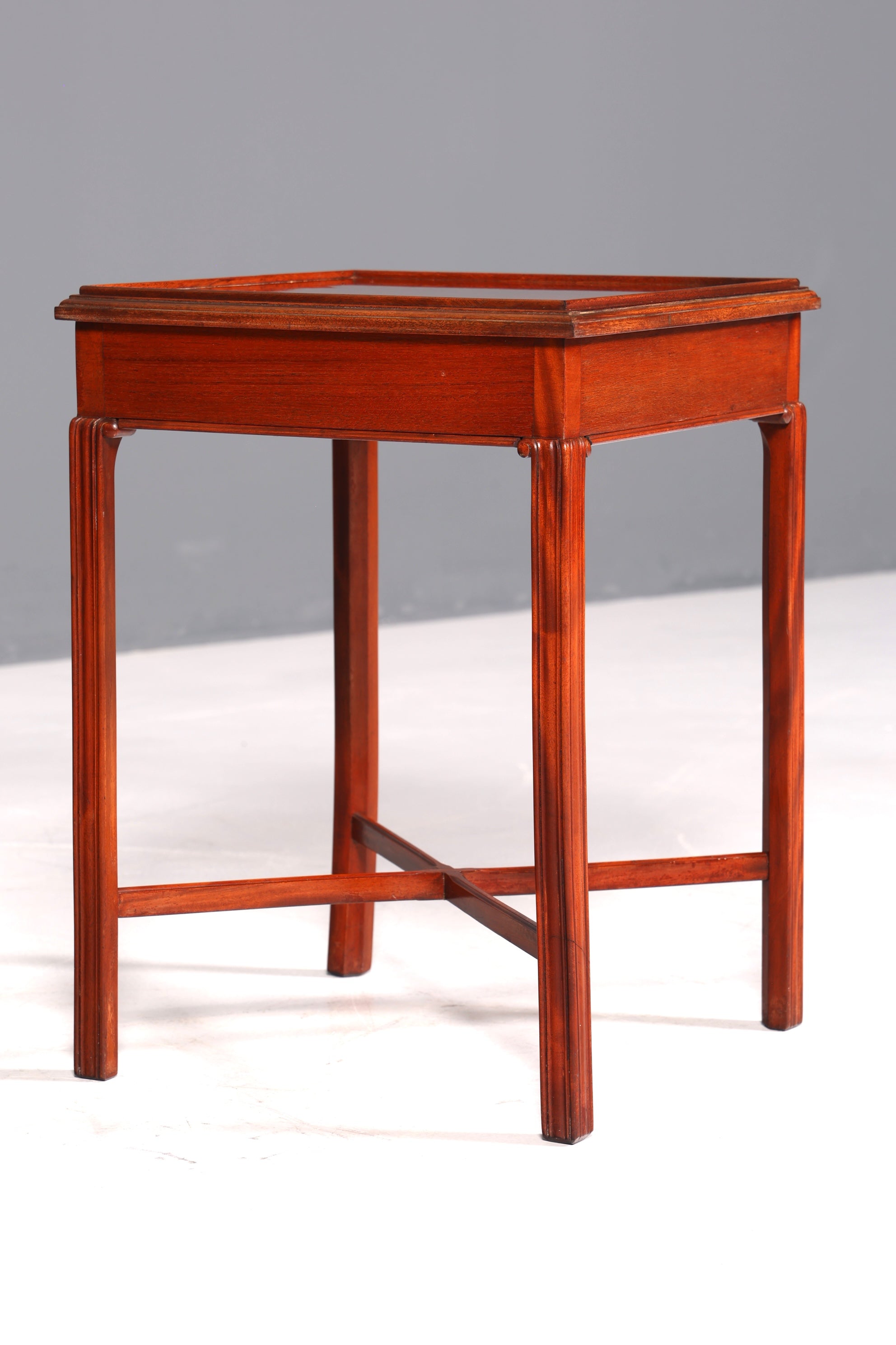 Traumhafter Englischer Tisch Beistelltisch Englisch Antik Stil Mahagoni Ablagetisch