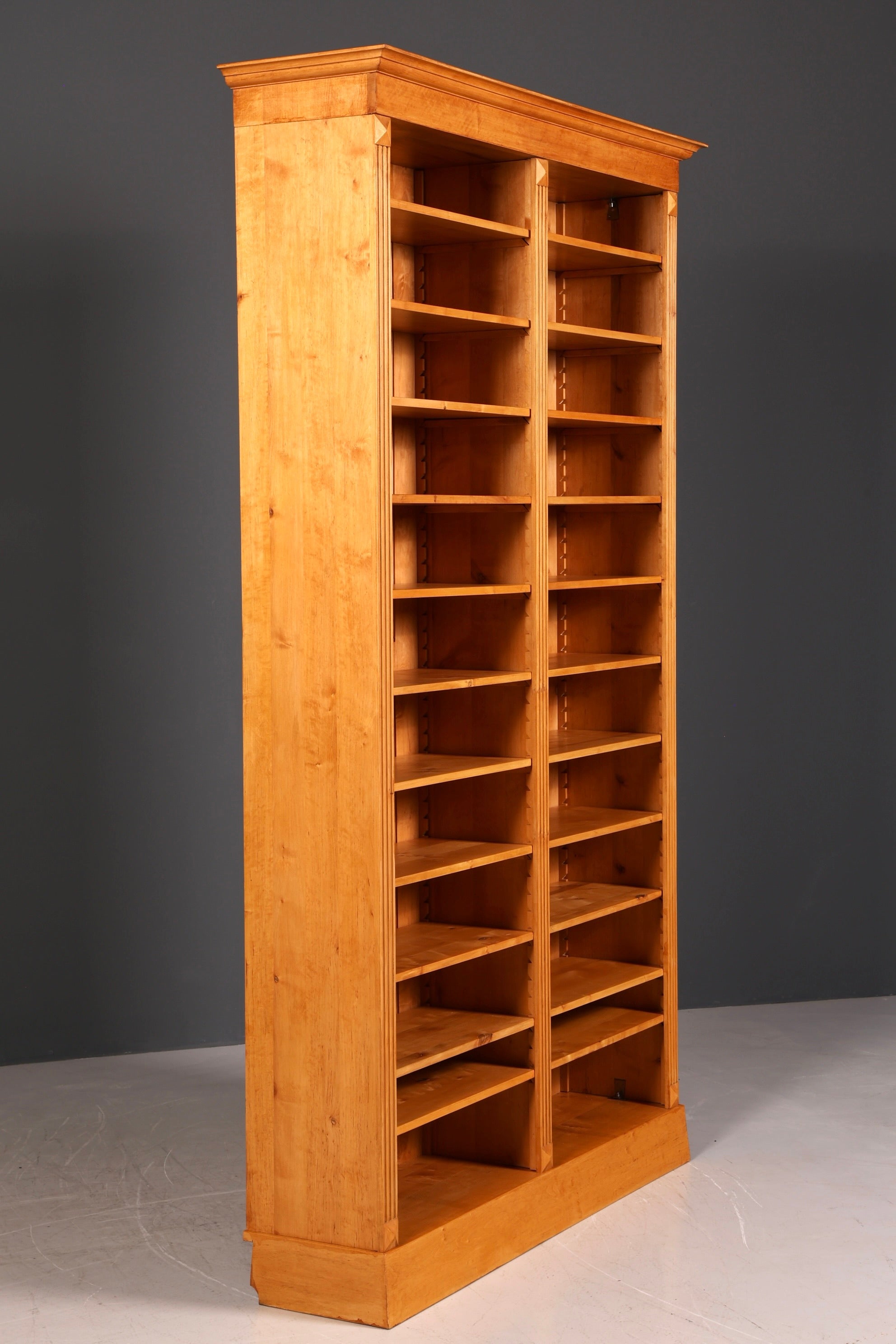 Wunderschönes XXL Bücherregal im Gründerzeit Stil Regal Massiv Holz Buchablage Landhausstil Bookshelf