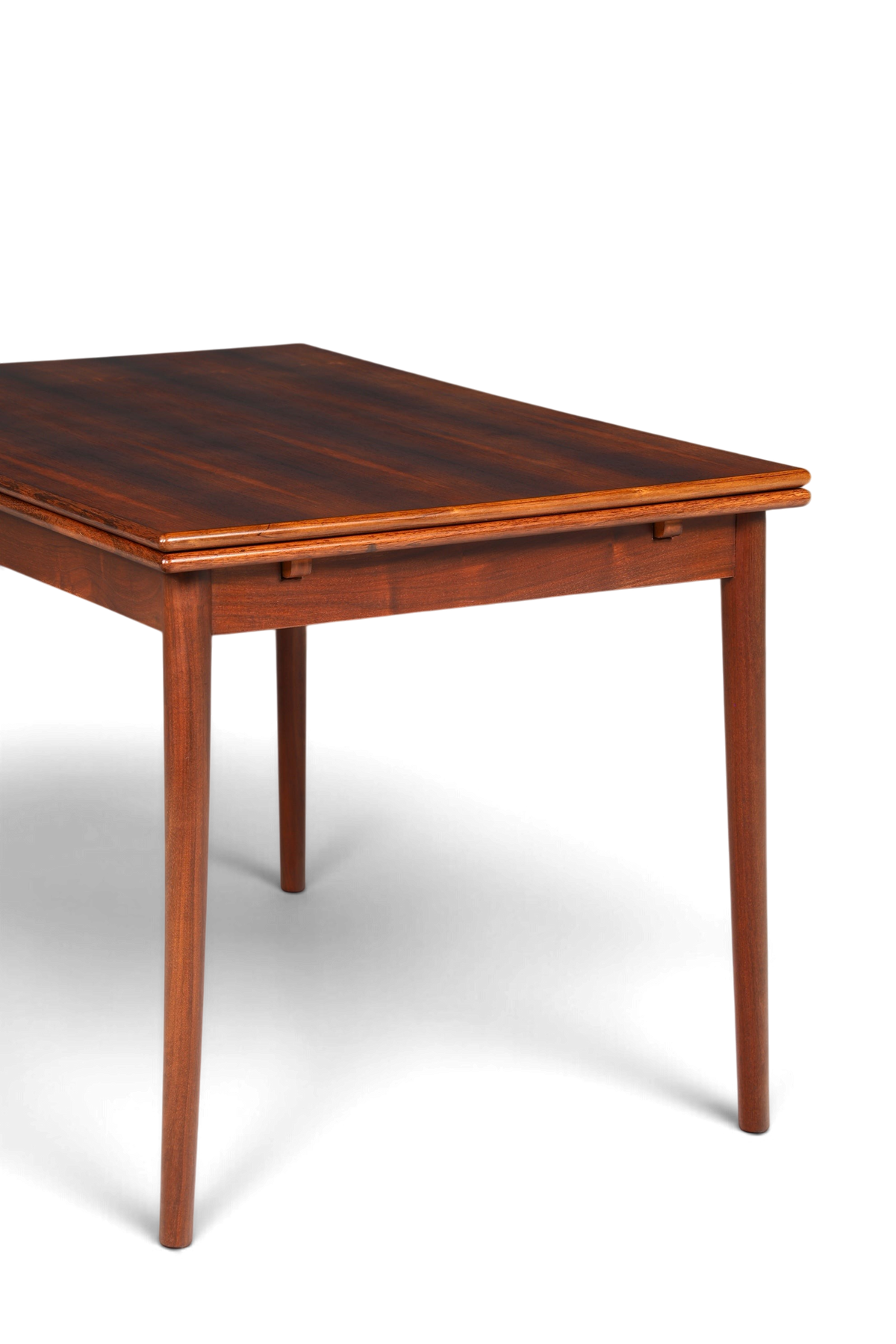 Hauptstadt Möblerei Mid Century Esstisch aus Palisander mit ausdrucksstarker Maserung und zeitlosem Design