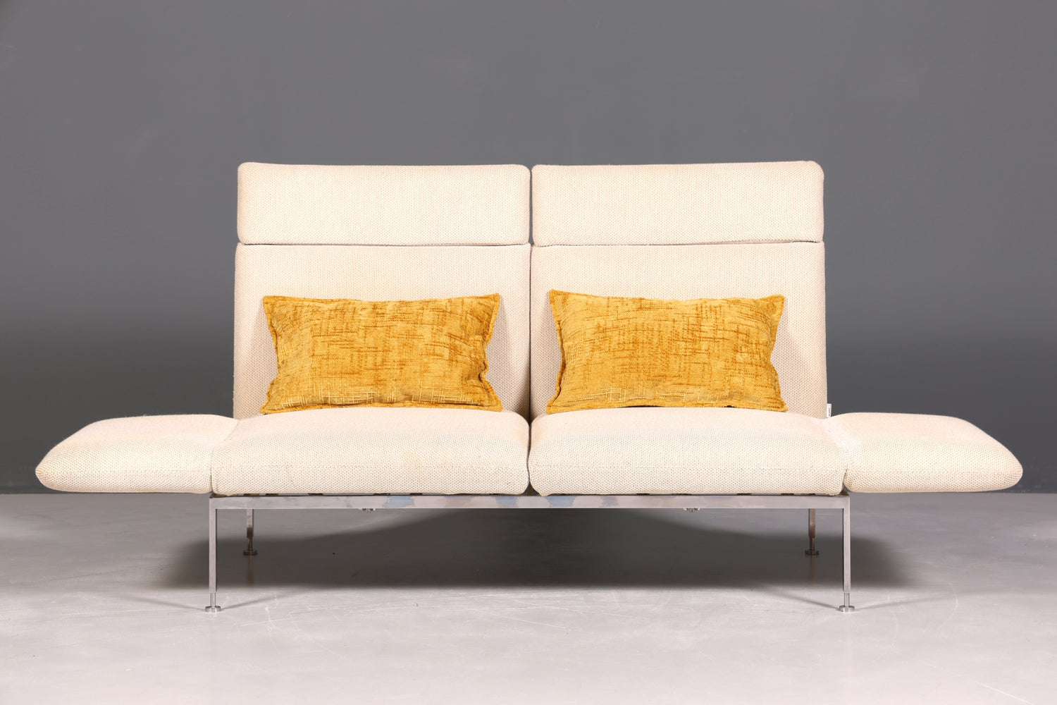 Wunderschönes Designer Brühl Roro Sofa 2 Sitzer Couch Schlafsofa Designed by Roland Meyer-Brühl Gästebett