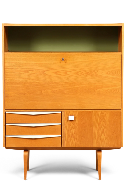 Hauptstadt Möblerei Hellerau Sekretär Modell 427 aus Eschenholz im Mid-Century Design mit ausklappbarer Schreibfläche