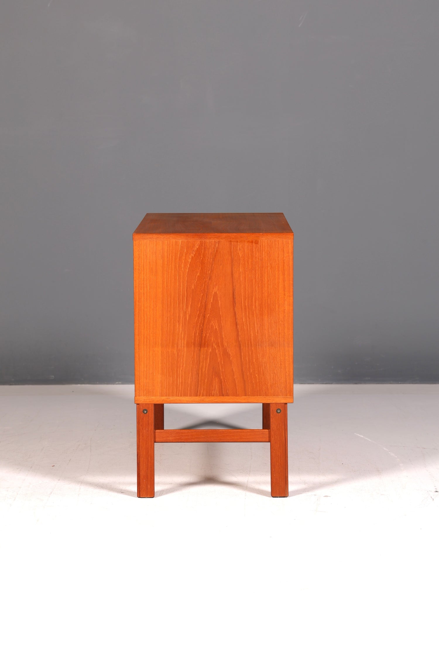 Edle Mid Century Kommode Vintage Schrank Retro Flurkommode 60s Sideboard Regal Designklassiker Holz