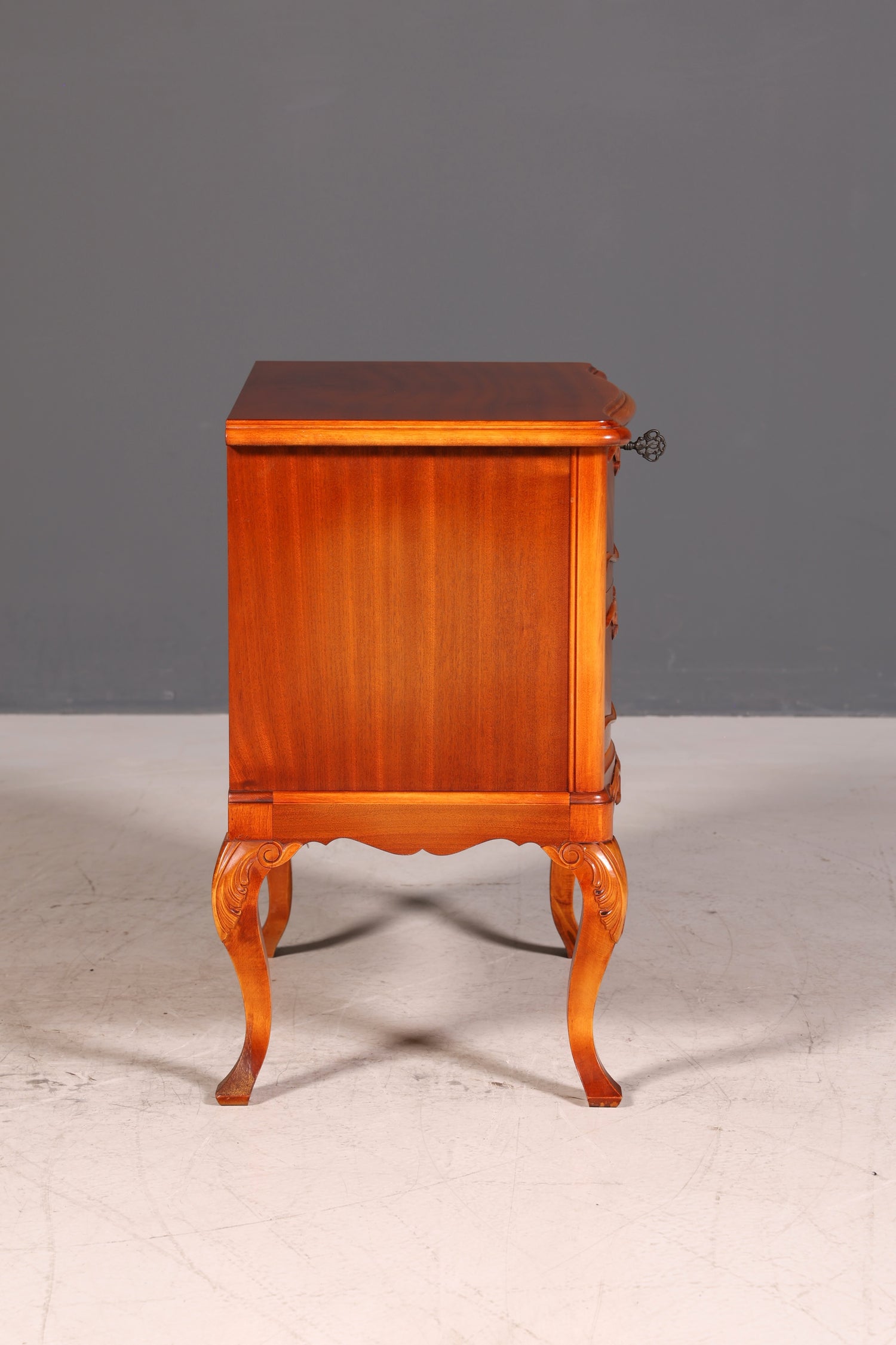G676 Finish Wunderschöne Chippendale Kommode Barock Stil Nachttisch echt Holz Beistelltisch Ablagetisch (Kopie)