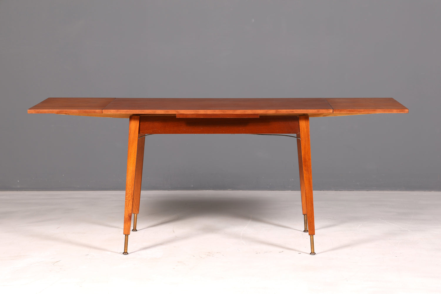Beautiful mid-century kitchen table, vintage extendable height-adjustable dining table, 1960s wood
