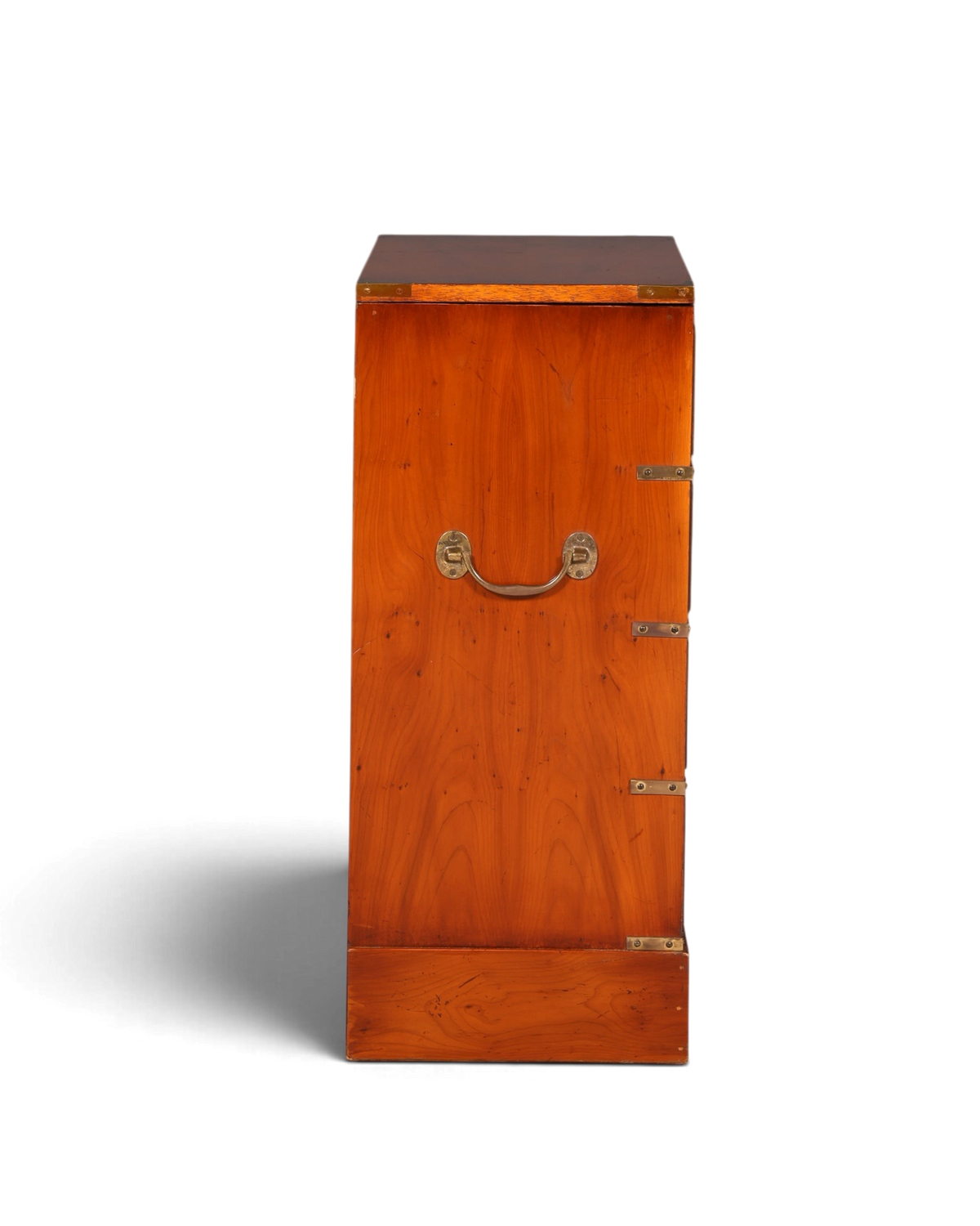 Hauptstadt Möblerei maritime Military Chest Kommode aus Holz mit Messingbeschlägen im englischen Kolonialstil