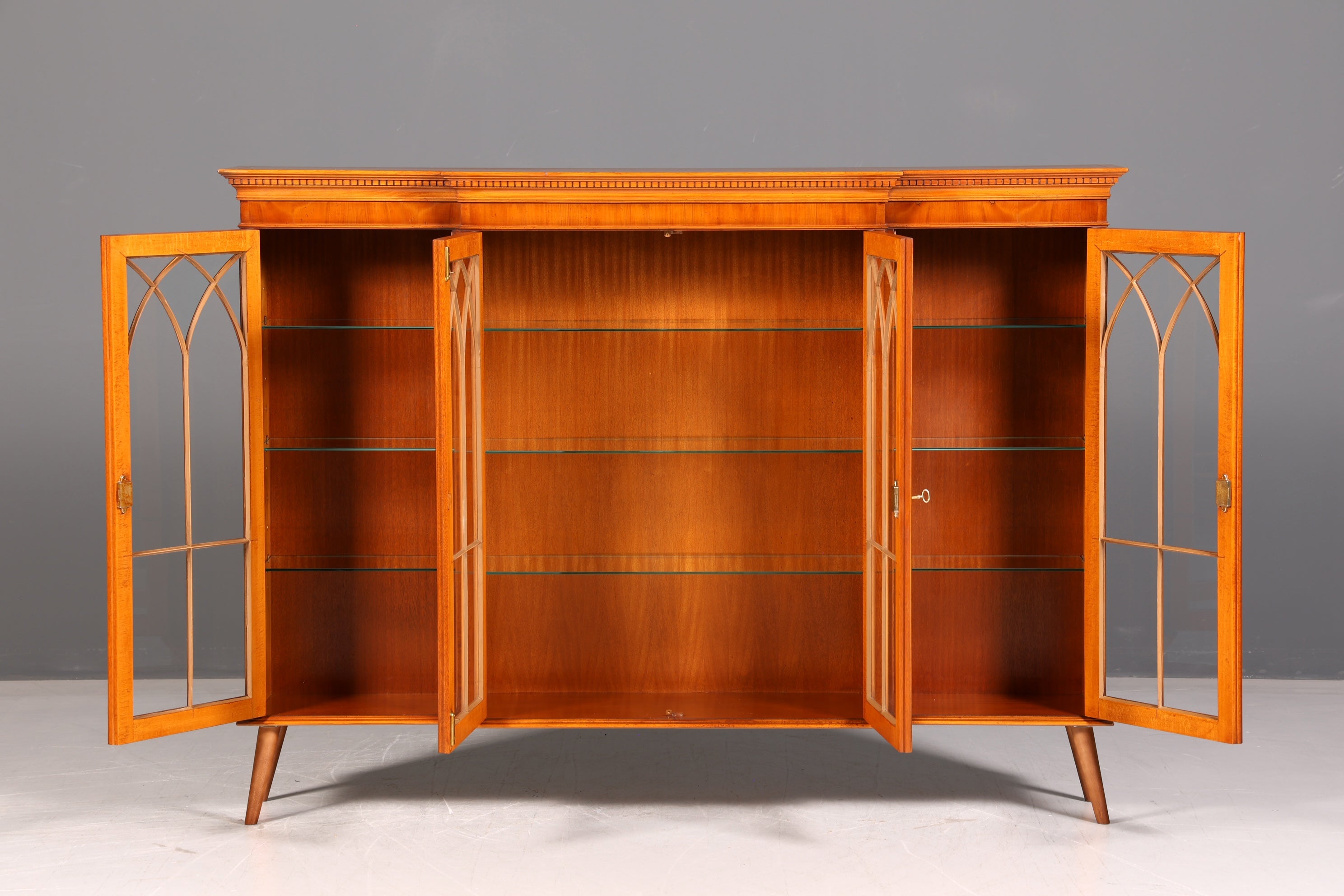 Wunderschöner Englischer Vitrinenschrank Bücherschrank Bibliothek Vitrine Glasvitrine 60er Mid Century Geschirrschrank Highboard