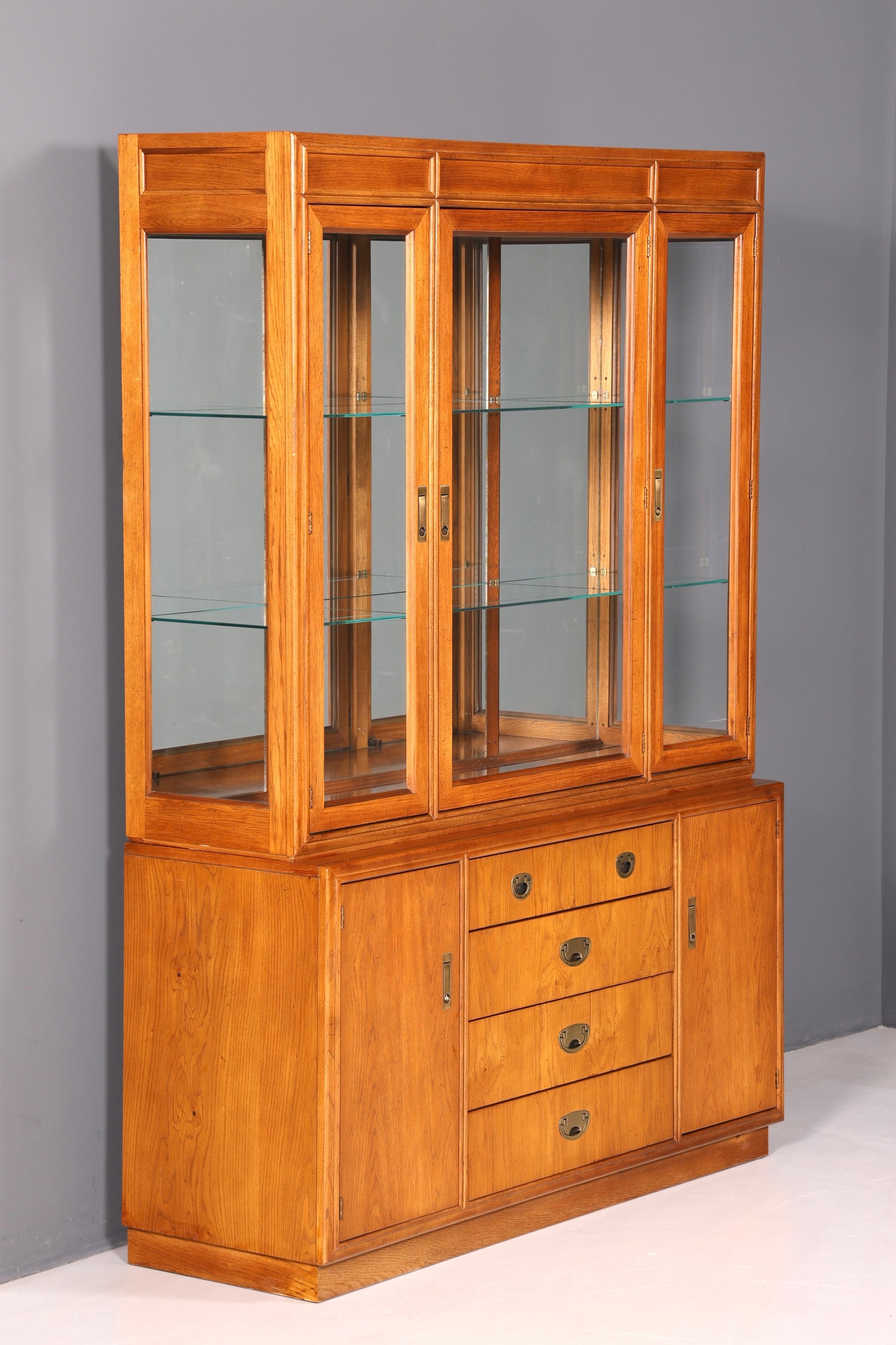 Edler Original Drexel Heritage Vitrine Bücherschrank Art Deco USA Antik Schrank Buffet Regal Glasvitrine Vintage Holz