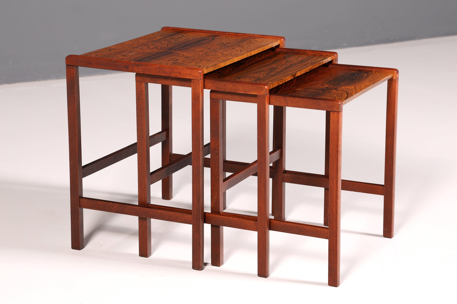 Filigranes Mid Century Tisch Set Couchtisch Palisander 3er Satz Ablagetisch Beistelltisch Satztische Vintage