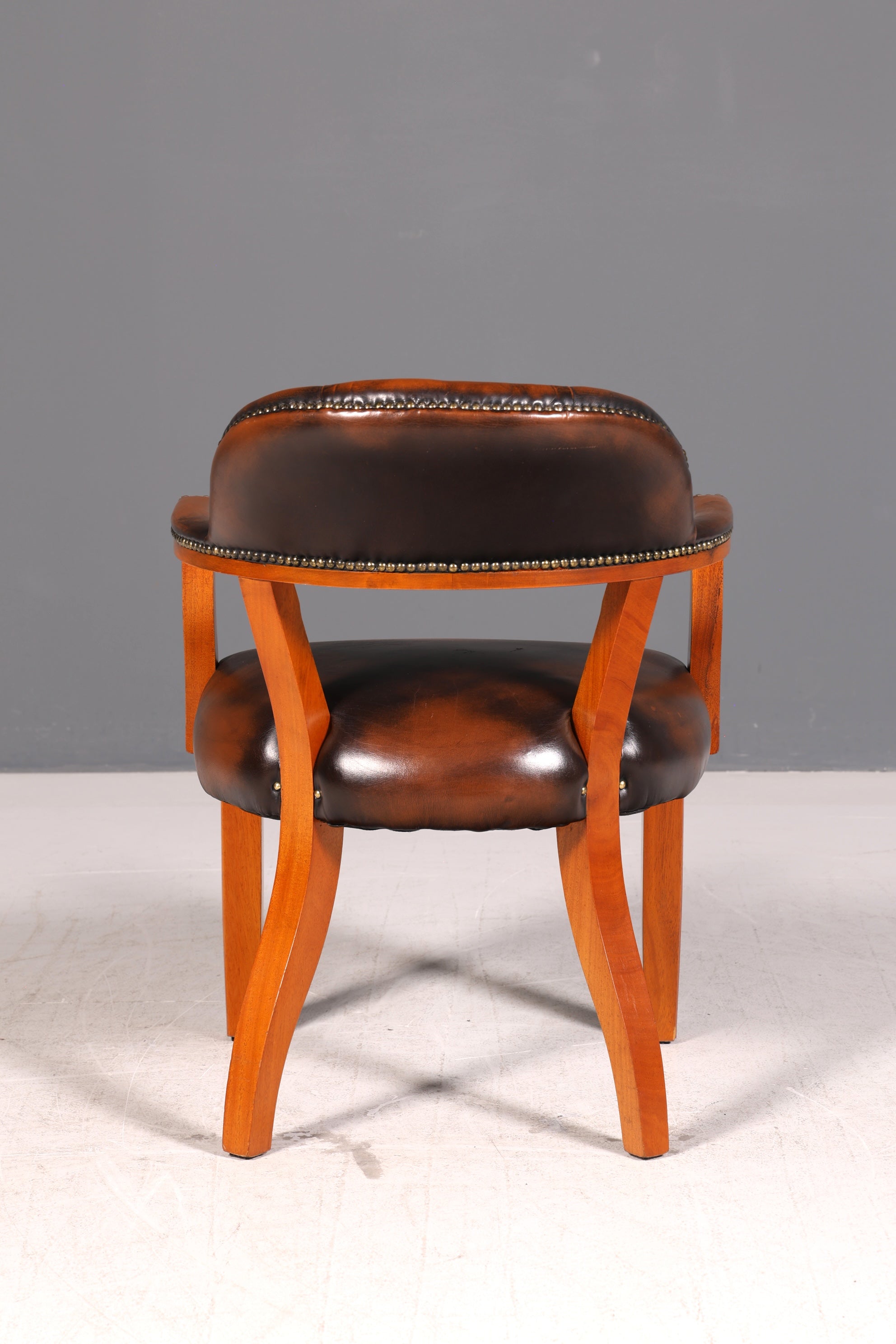 Wunderschöner Chesterfield Armlehnstuhl Braun Echt Leder Englisch Bürostuhl Schreibtischstuhl Sekretär Stuhl Court Chair 2 von 4