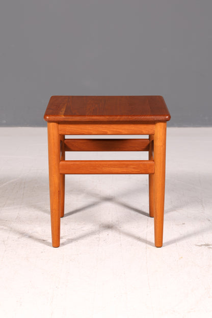 Edler Mid Century Teak Beistelltisch Dänisch Blumenhocker Ablagetisch Vintage 60er Danish Design Tisch 1 von 2