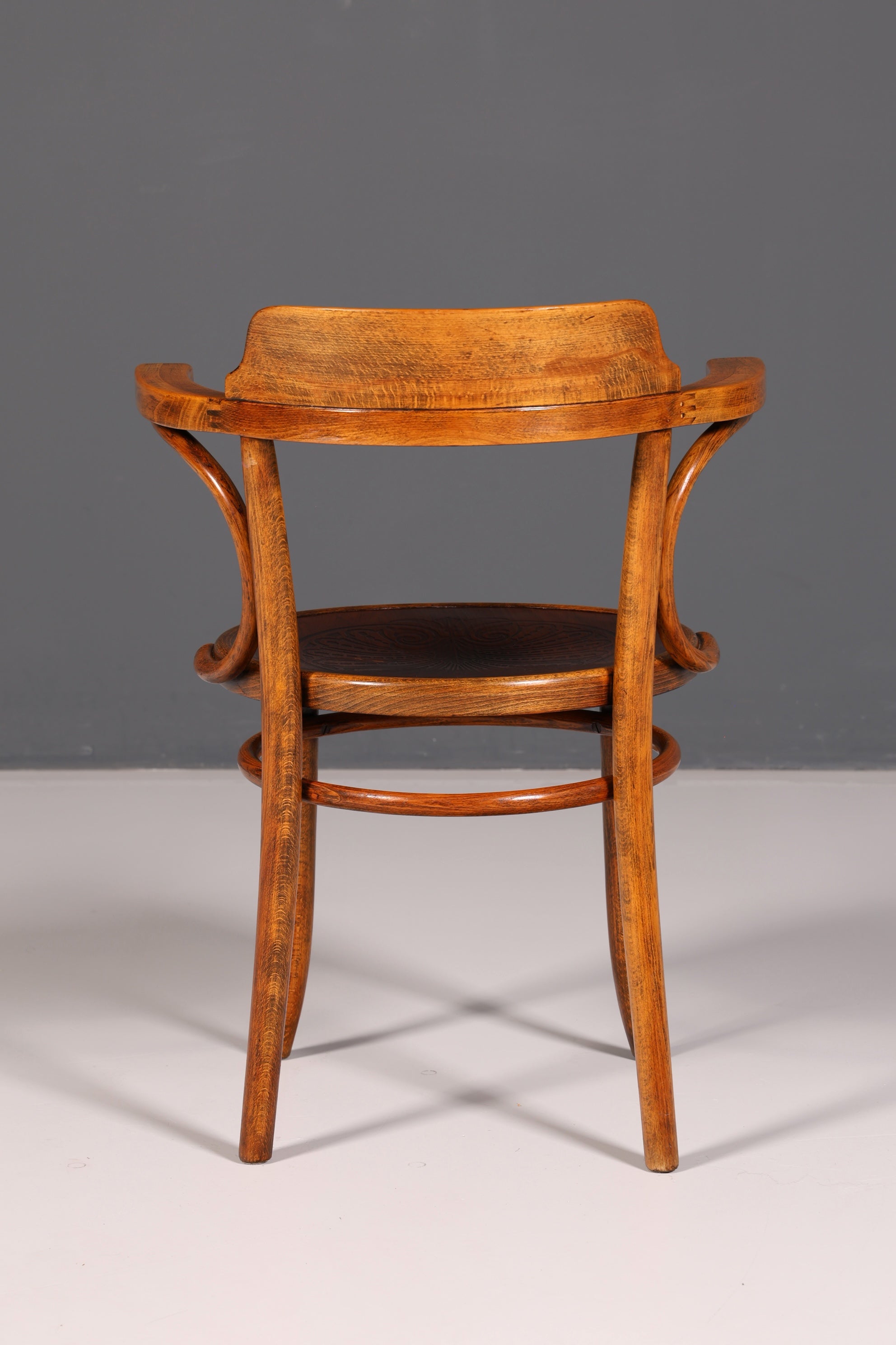Traumhafter Armlehnstuhl im Thonet Stil Bugholz Antik Sekretär Stuhl Vintage Esszimmer Küchenstuhl