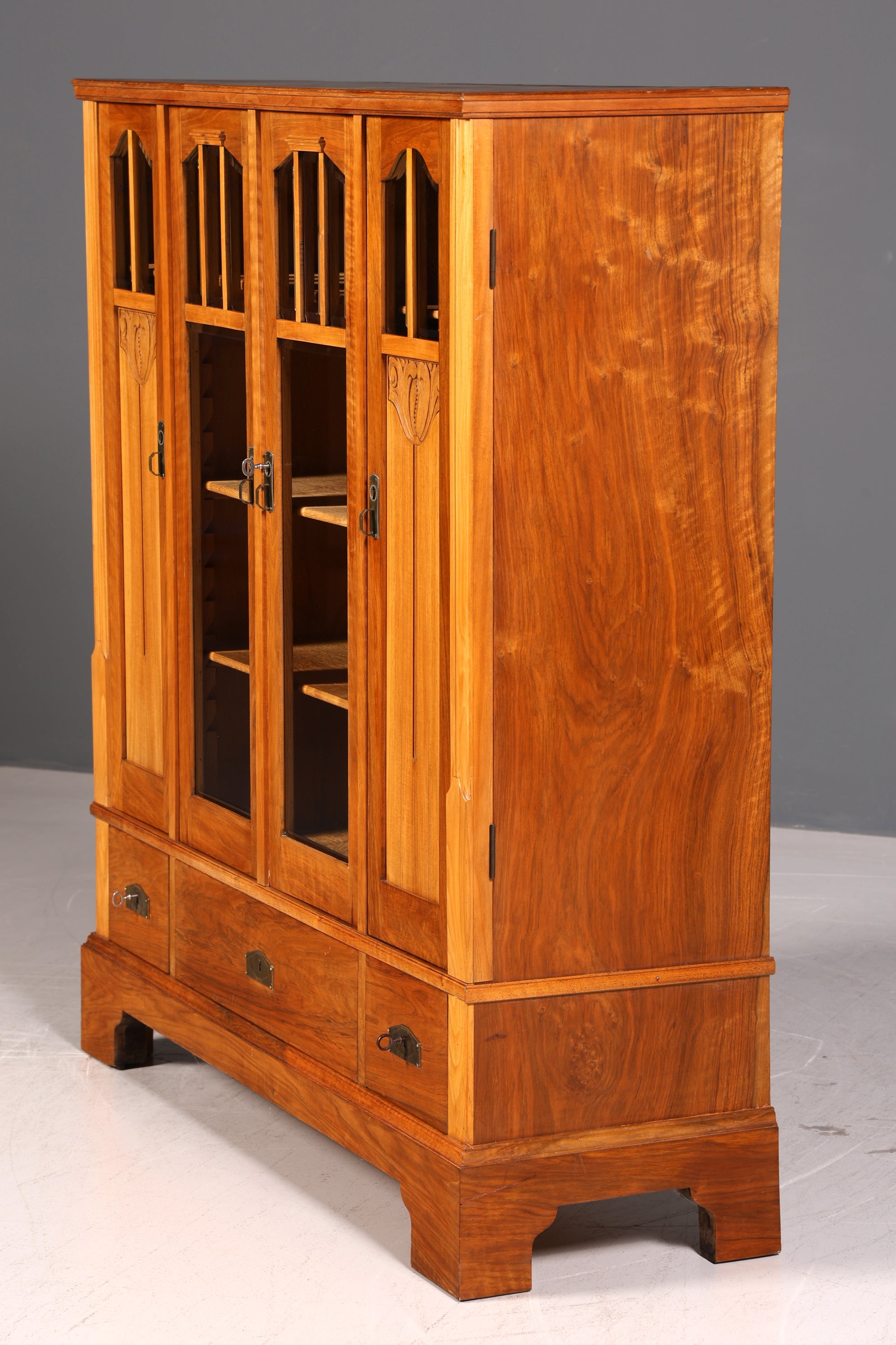 Traumhafte Jugendstil Vitrine Eiche Bücherschrank Antik Schrank Geschirrschrank Glasvitrine um 1900 Vintage