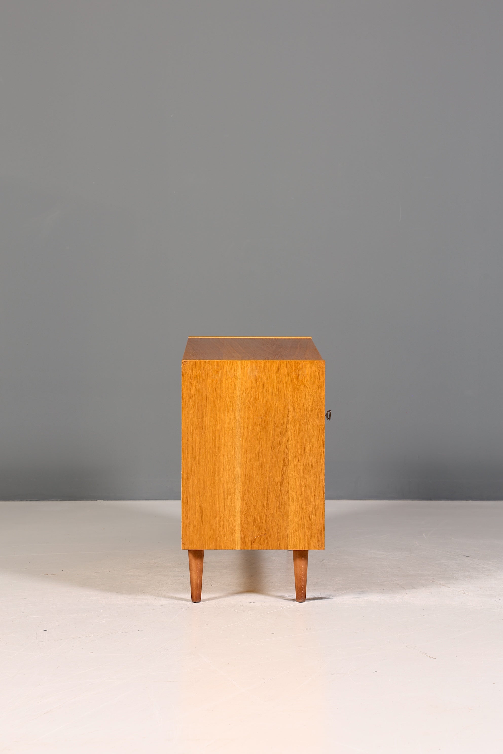 Wunderschöner Mid Century Schrank Vintage Kommode Retro Flur Kommode 60s 2 von 2
