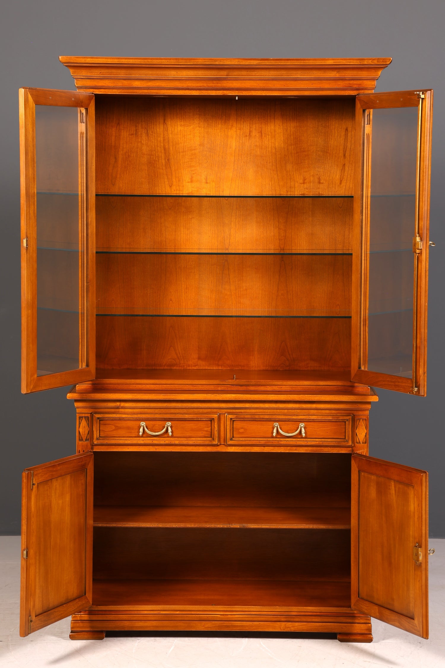 Traumhafte Original Selva Vitrine Antik Stil massiv Holz Buffet Villa Borghese Schrank Bibliothek