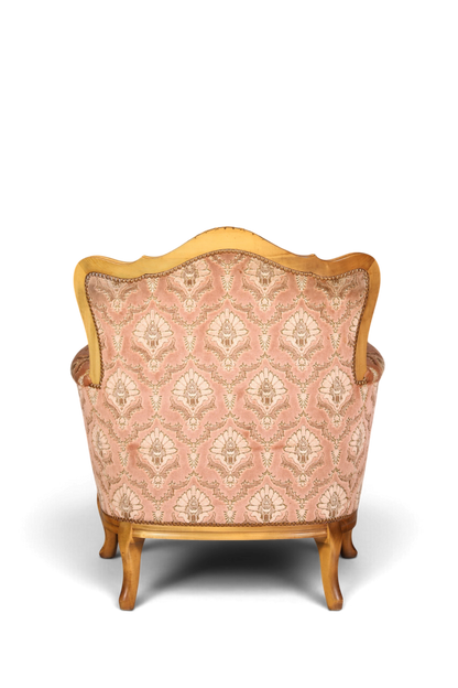 Hauptstadt Möblerei Chippendale Armlehnsessel im Barock Stil mit gemustertem rosa Samtstoff und Holzrahmen von hinten