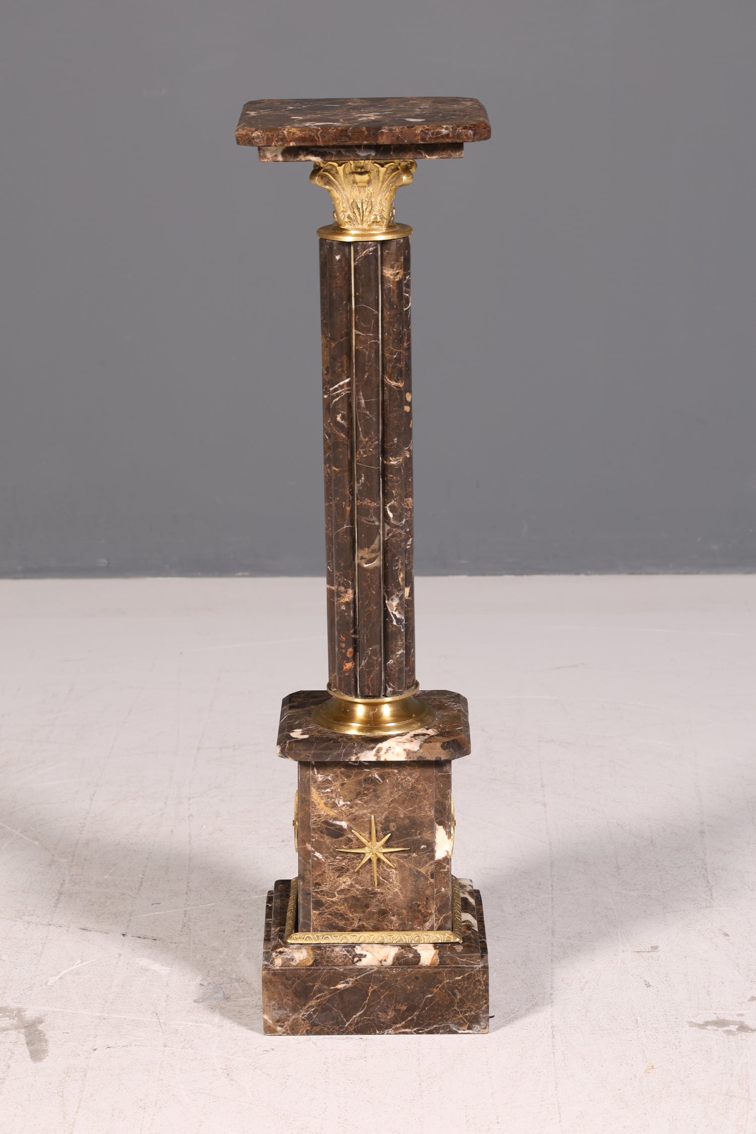 Prächtige Barock Stil Säule Louis XV Marmor Blumensäule Naturstein Sockel Ablage