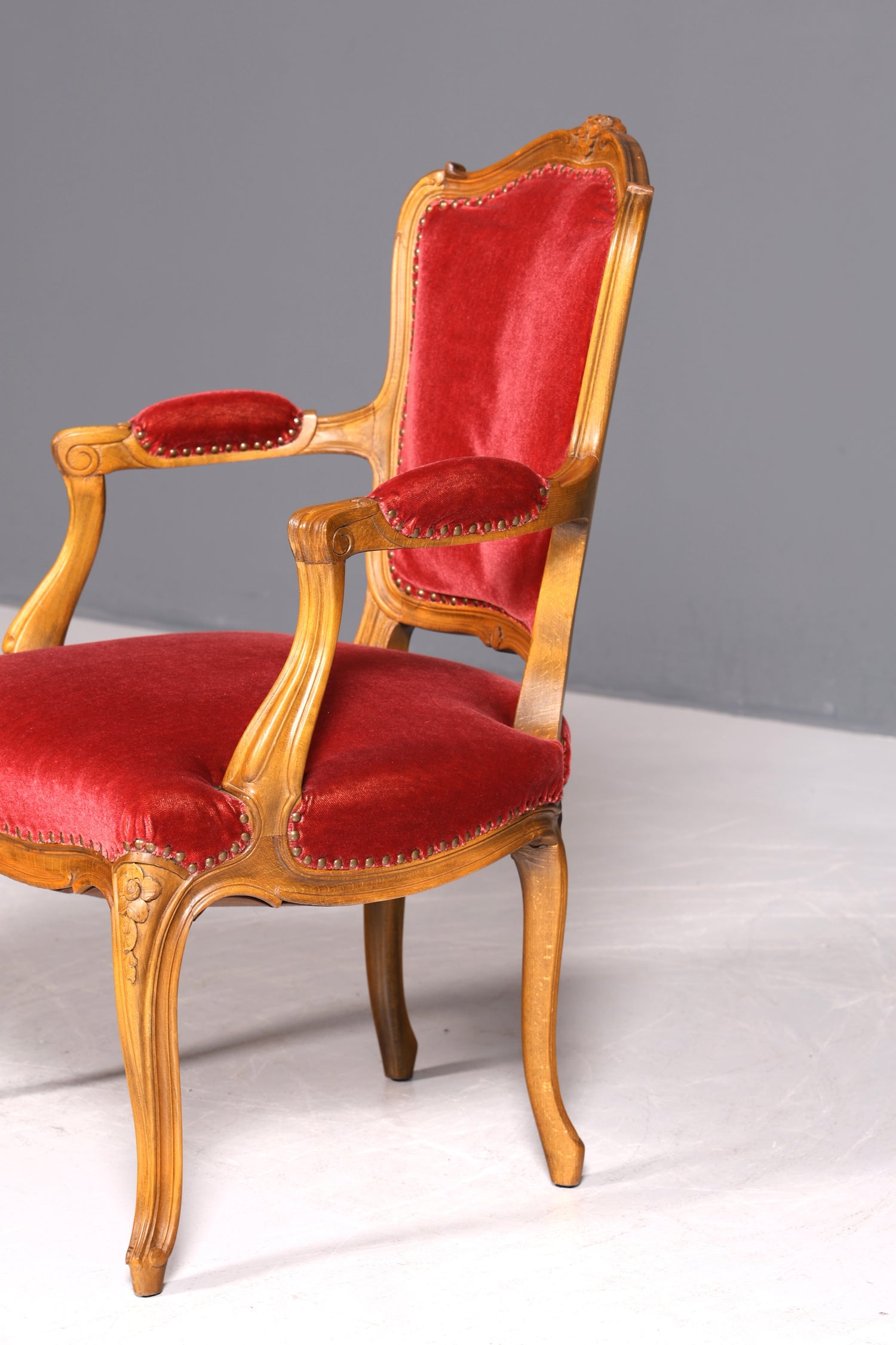 Wunderschöner Chippendale Armlehnstuhl Chippendale Stil Sekretär Stuhl Samt Stoff Sessel 2 von 2