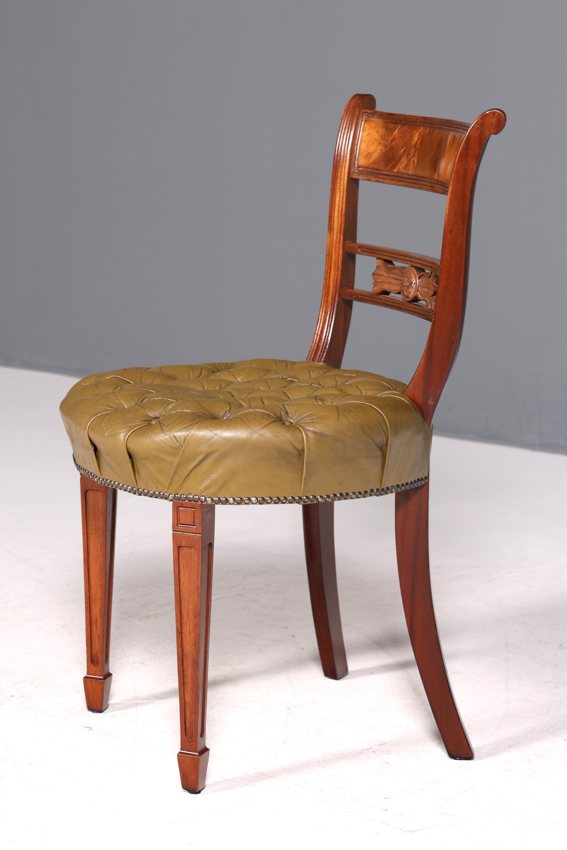 Wunderschöner Chesterfield Stuhl Anno Dom Sekretär Stuhl Englisch echt Leder Küchenstuhl 1 von 4