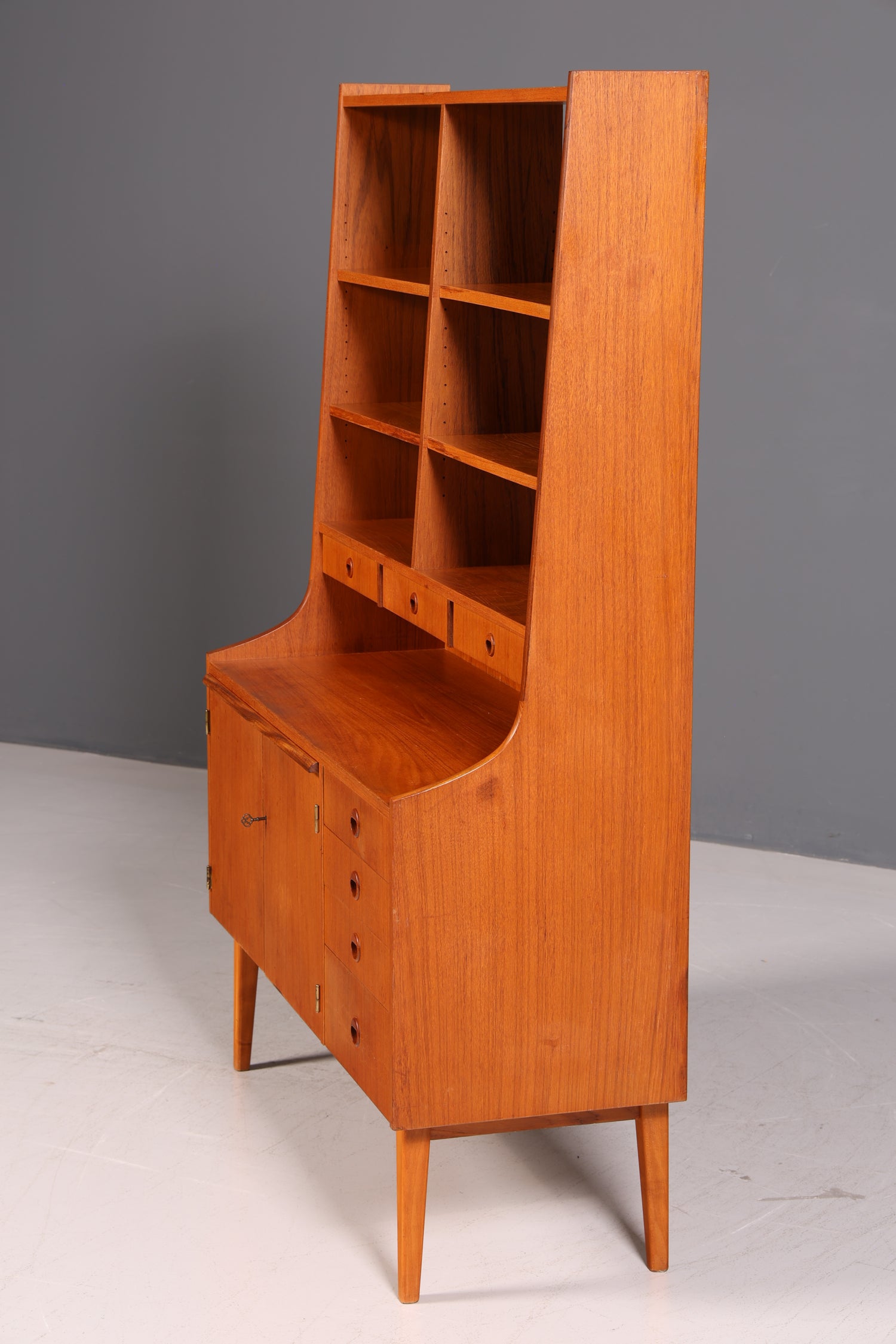 Wunderschönes Mid Century Regal Danish Design Vintage Schrank Bücherregal Highboard Retro 60er Massiv Holz Skandinavisch