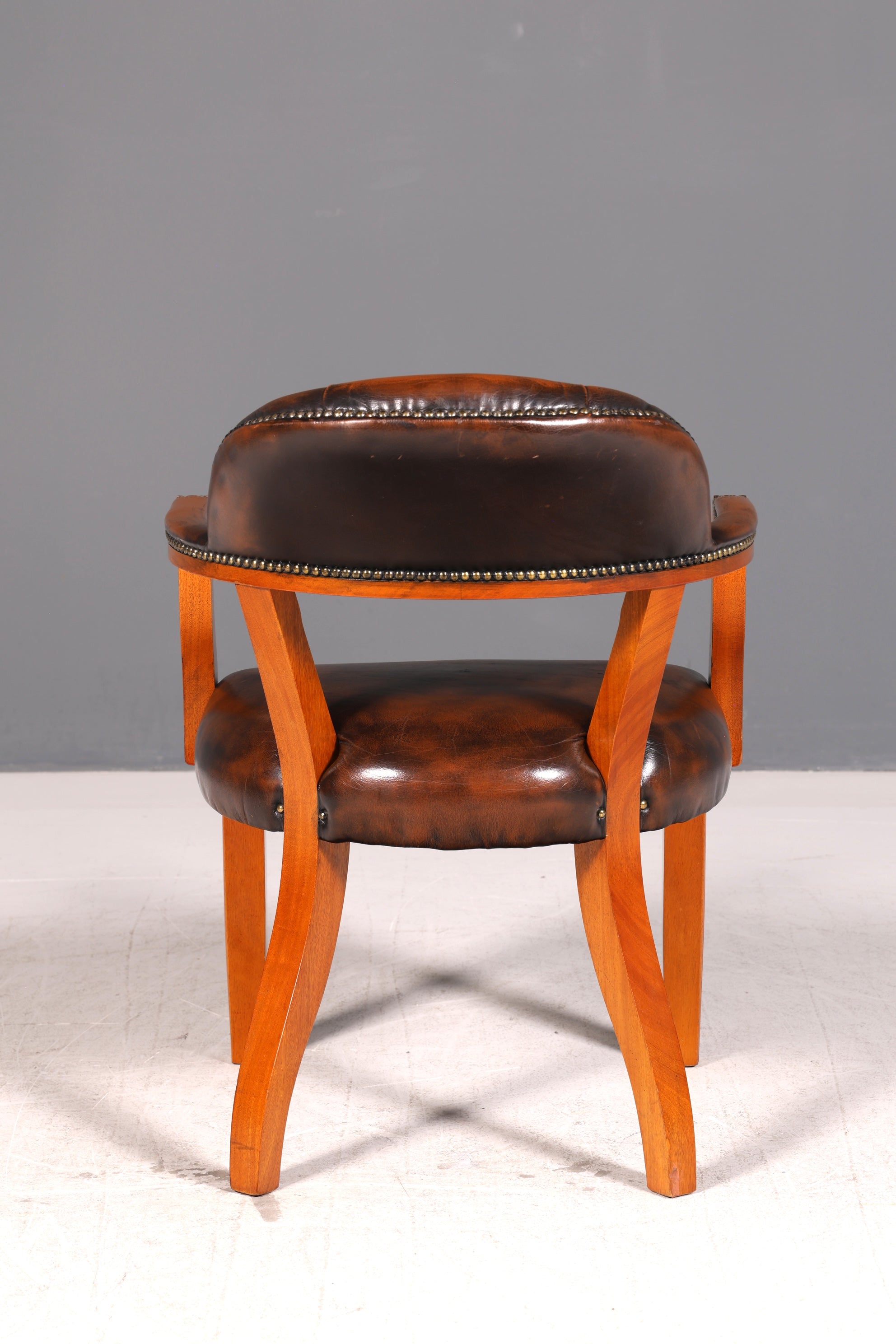 Wunderschöner Chesterfield Armlehnstuhl Braun Echt Leder Englisch Bürostuhl Schreibtischstuhl Sekretär Stuhl Court Chair 4 von 4