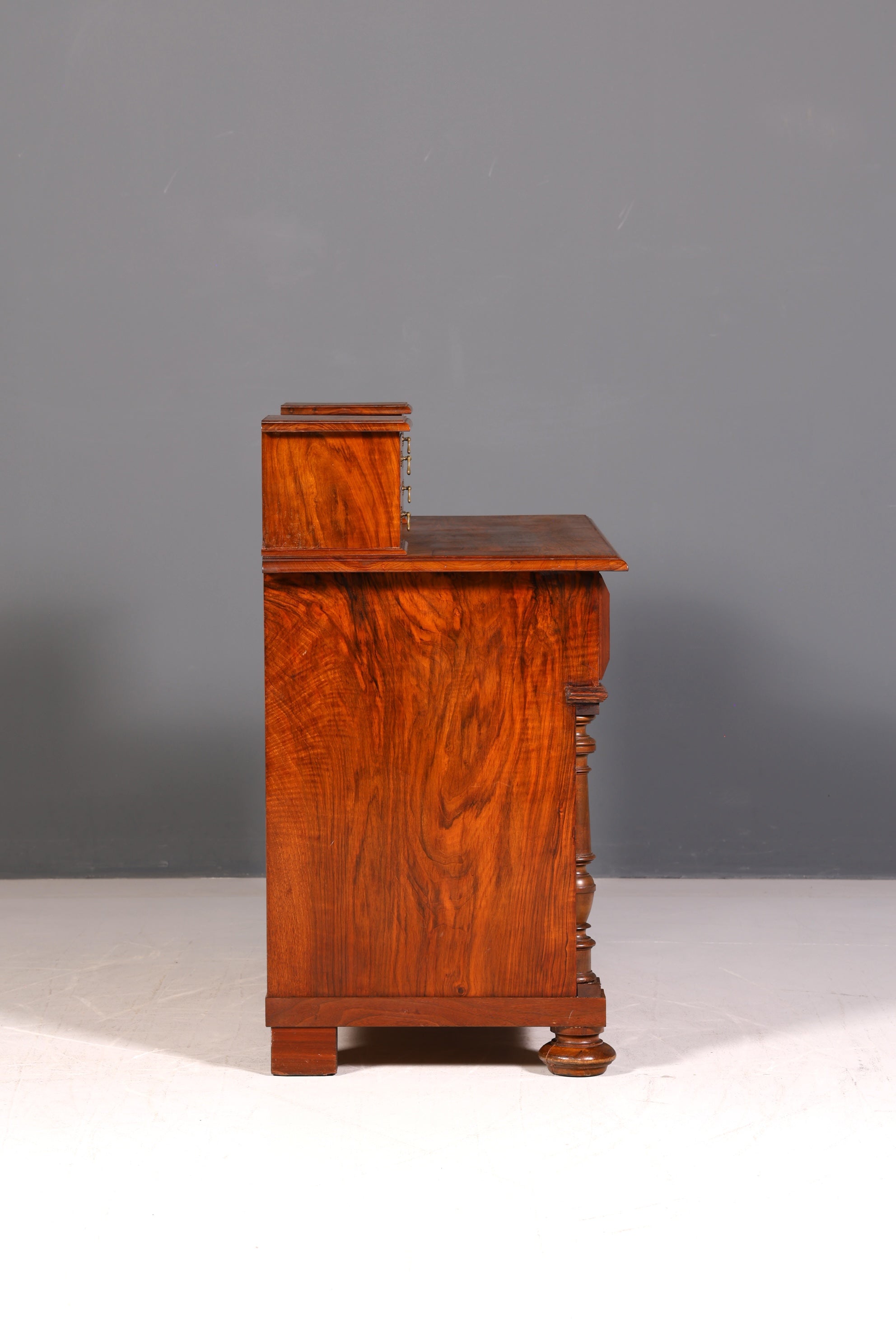 Wunderschöne Gründerzeit Kommode Louis Philippe Nussbaum Schubladenkommode Sideboard Antik um 1880