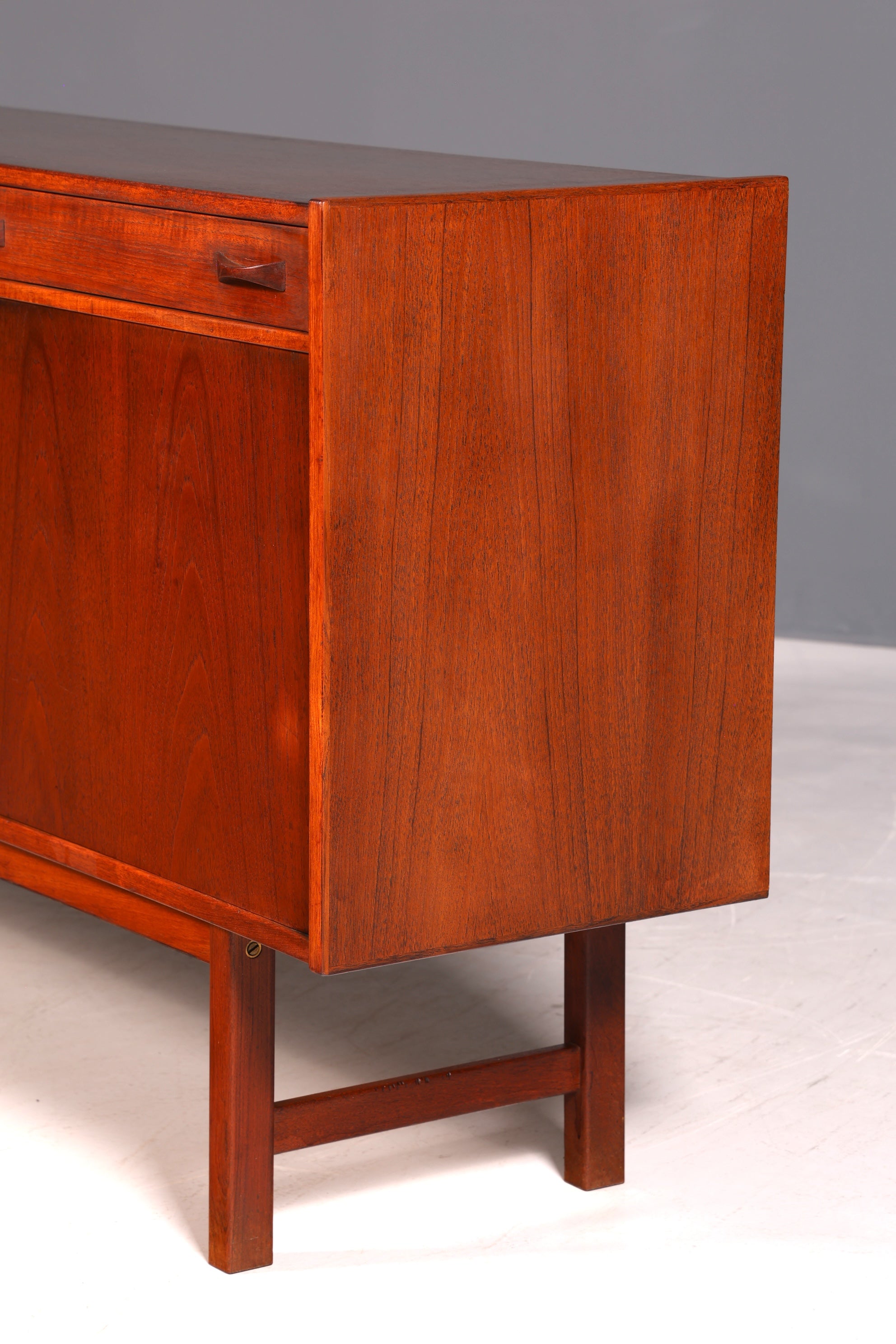 G219 Finish cm Teak von uns dunkel lackiert