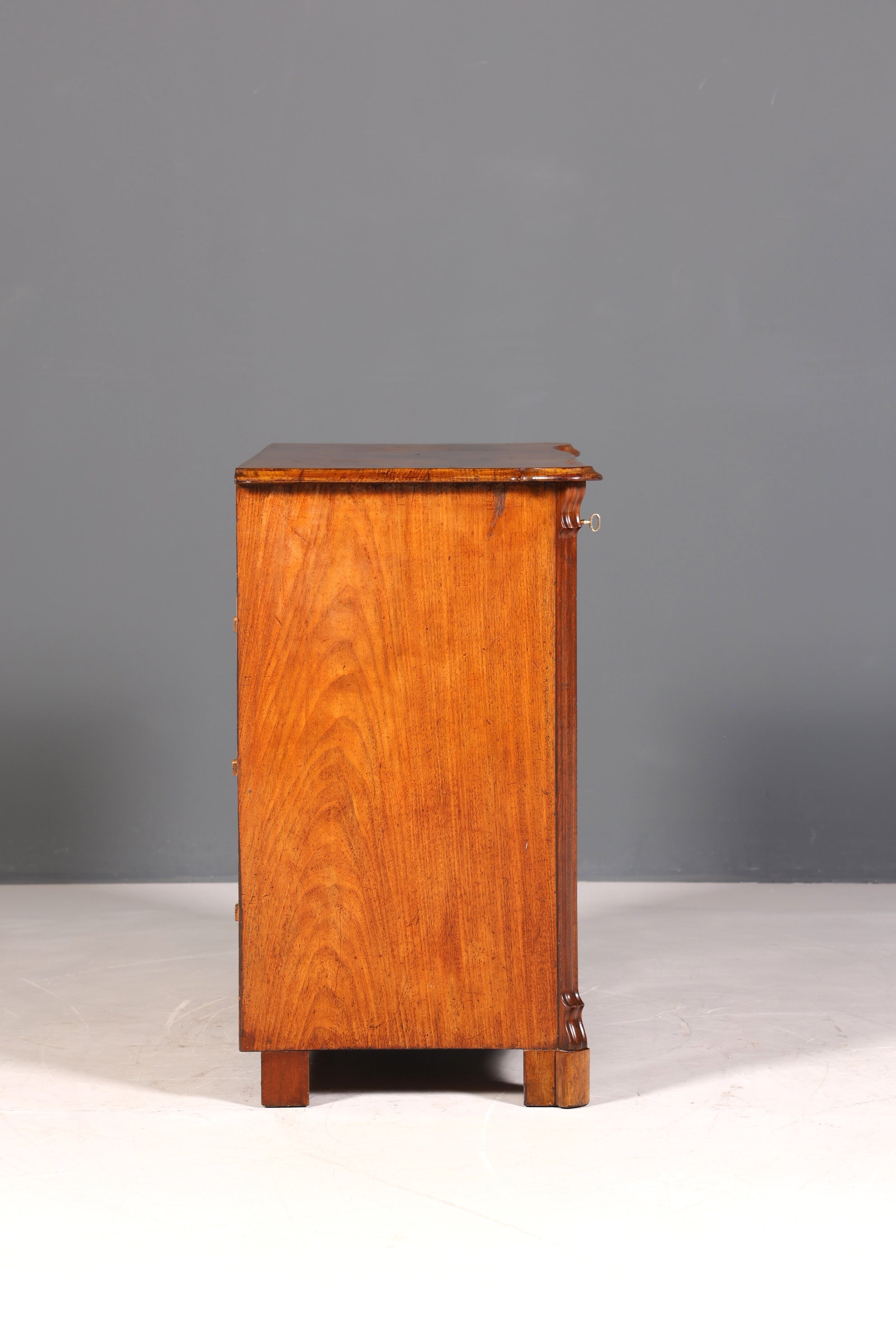 Stilvolle Louis Philippe Kommode Nussbaum Gründerzeit Schubladenkommode um 1890