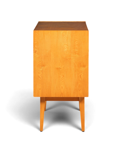 Hauptstadt Möblerei Hellerau Kommode Modell 602 von Franz Ehrlich im Mid-Century-Design aus hellem Echtholz Seitenansicht