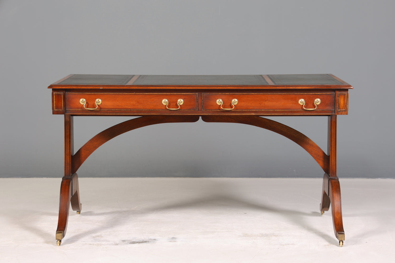 Wunderschöner Englischer Schreibtisch echt Lederauflage Regency Stil Bürotisch Antik Stil Office Desk