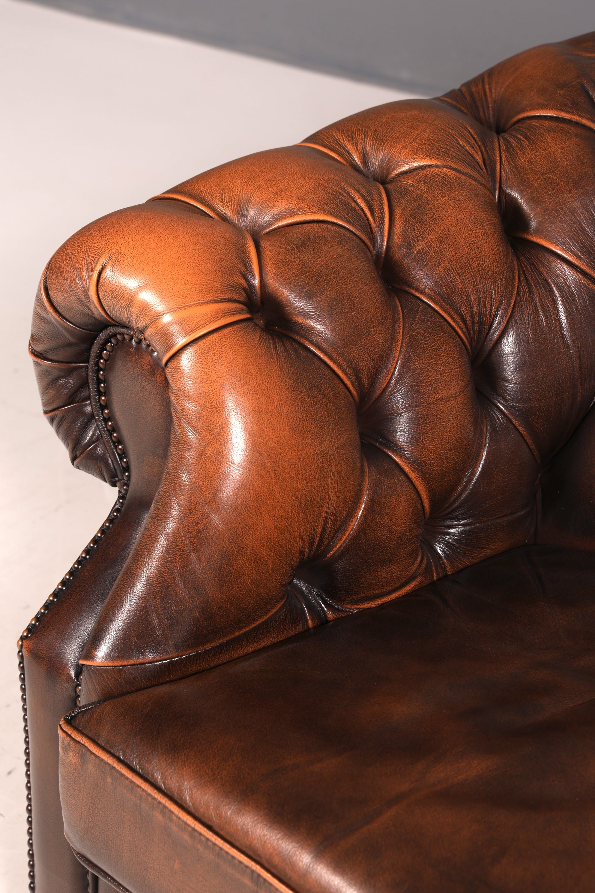 G155 Finish cm Wunderschöner Original Chesterfield Centurion Sessel Englischer Armlehnsessel Englisch Herrensessel (Kopie)