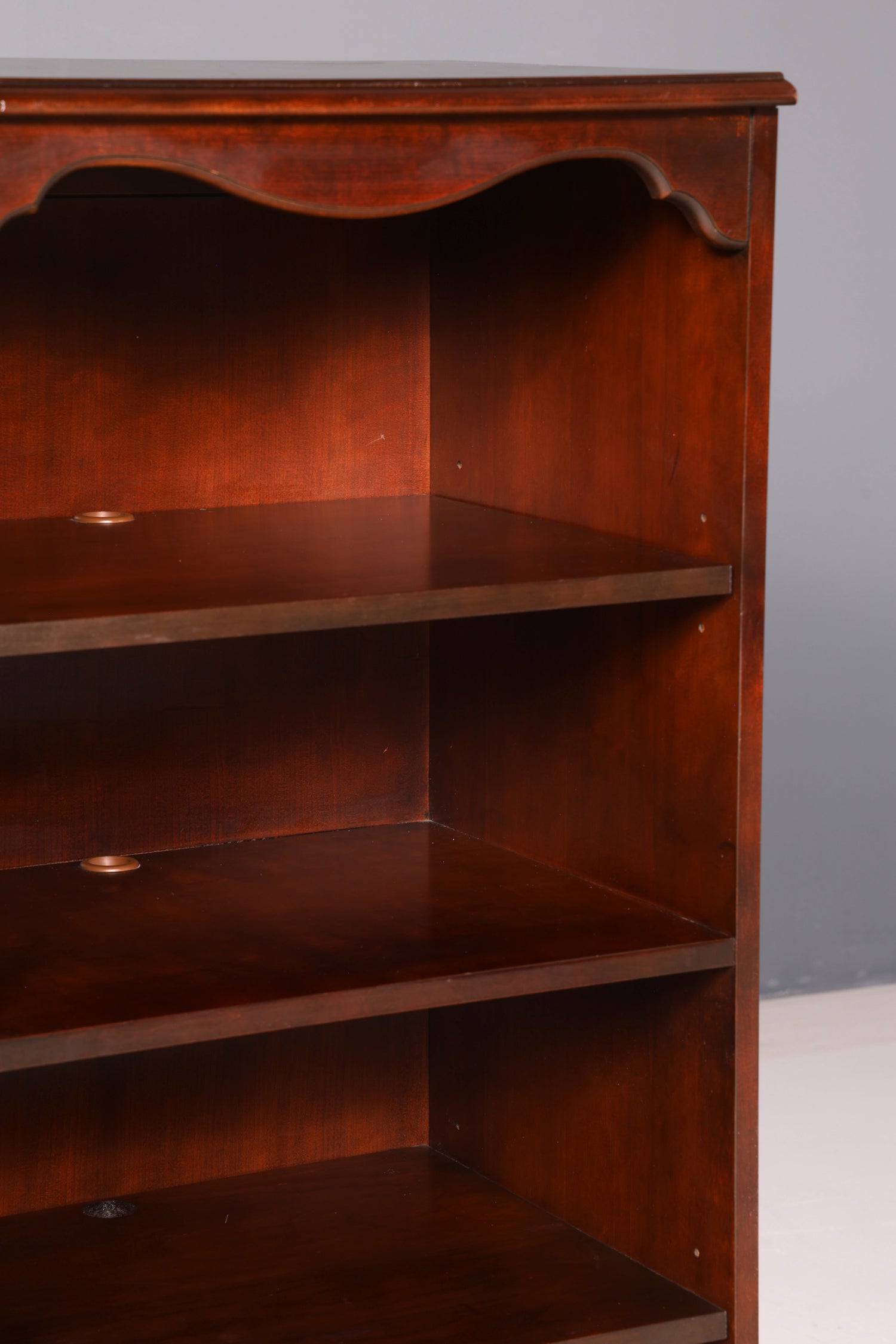 Stilvolles Original Drexel Heritage Bücherregal Regal USA Bookshelf Buchablage Designer 2 von 2