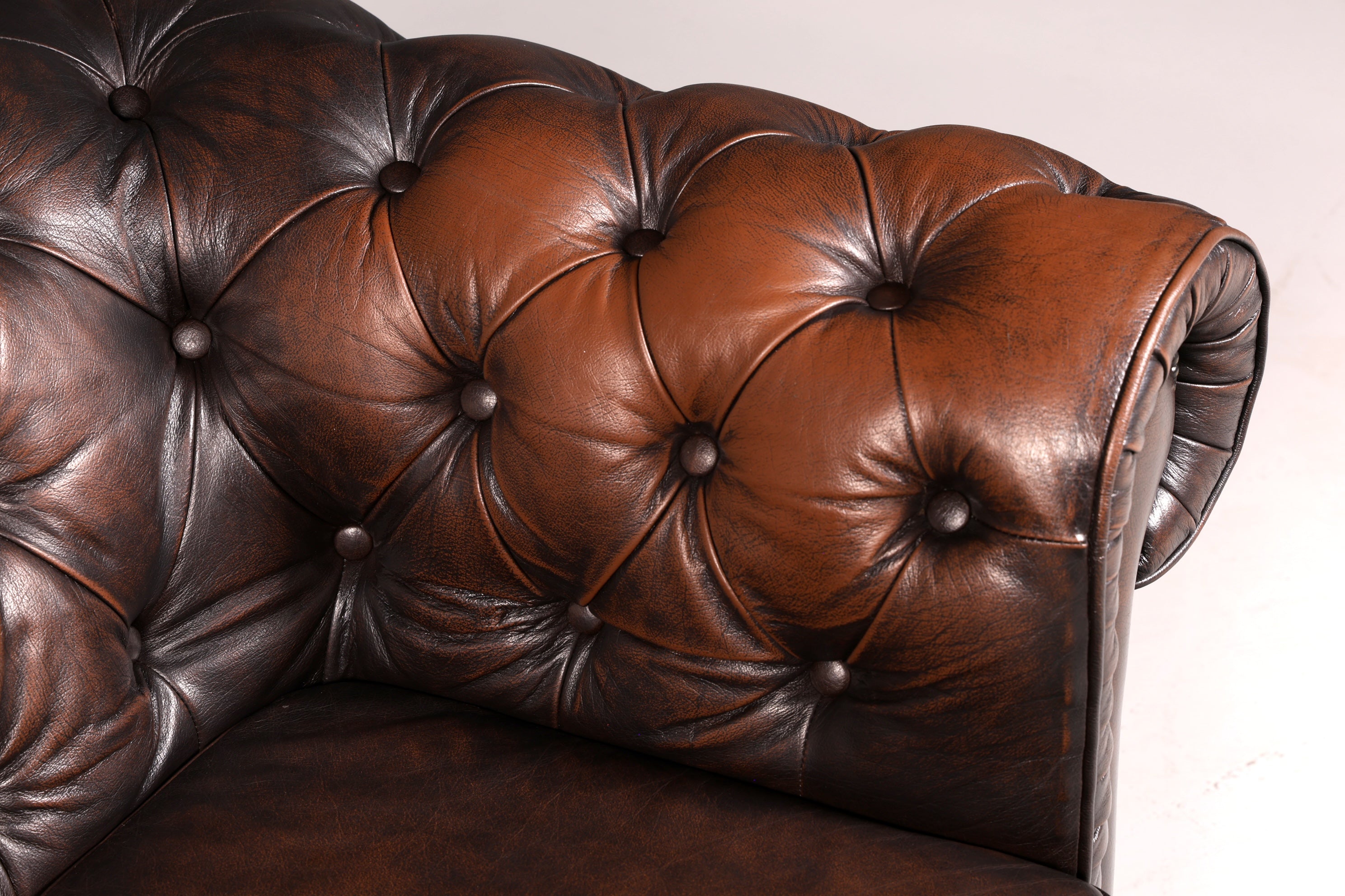 Wunderschönes Original Chesterfield Sofa 2-Sitzer Couch England Echt Leder Polstersofa Englisch Vintage