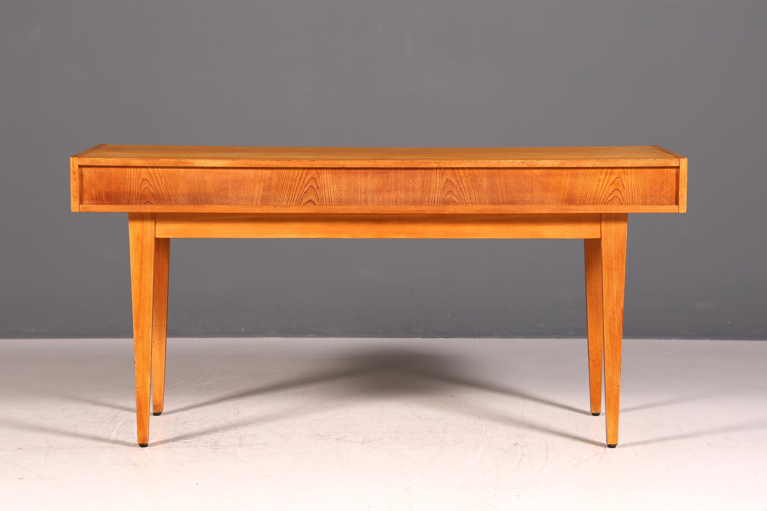 G443 Finish Wunderschöner Mid Century Schreibtisch Danish Design Bürotisch 60er Jahre Office Table (Kopie 2)