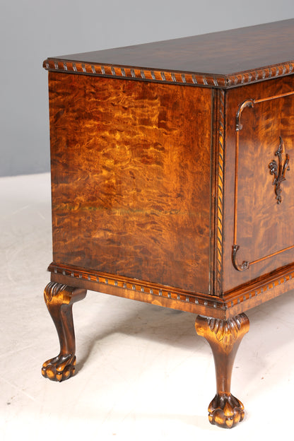 Traumhaftes Chippendale Sideboard Kommode Barock Stil echt Holz TV Schrank