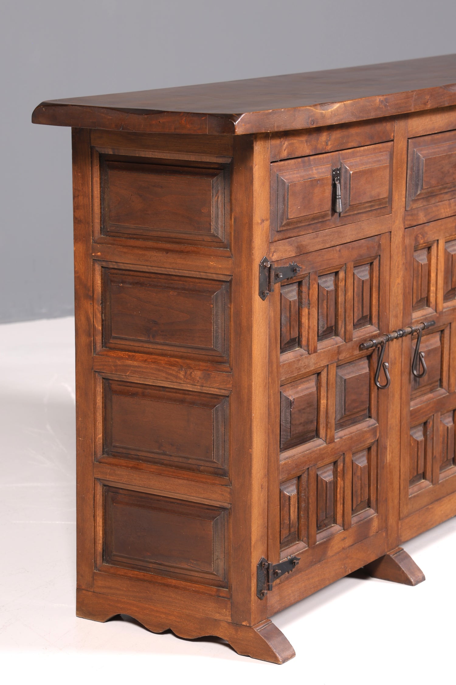 Wunderschönes Spanisches Sideboard echt Holz Schrank Kommode rustikales Buffet
