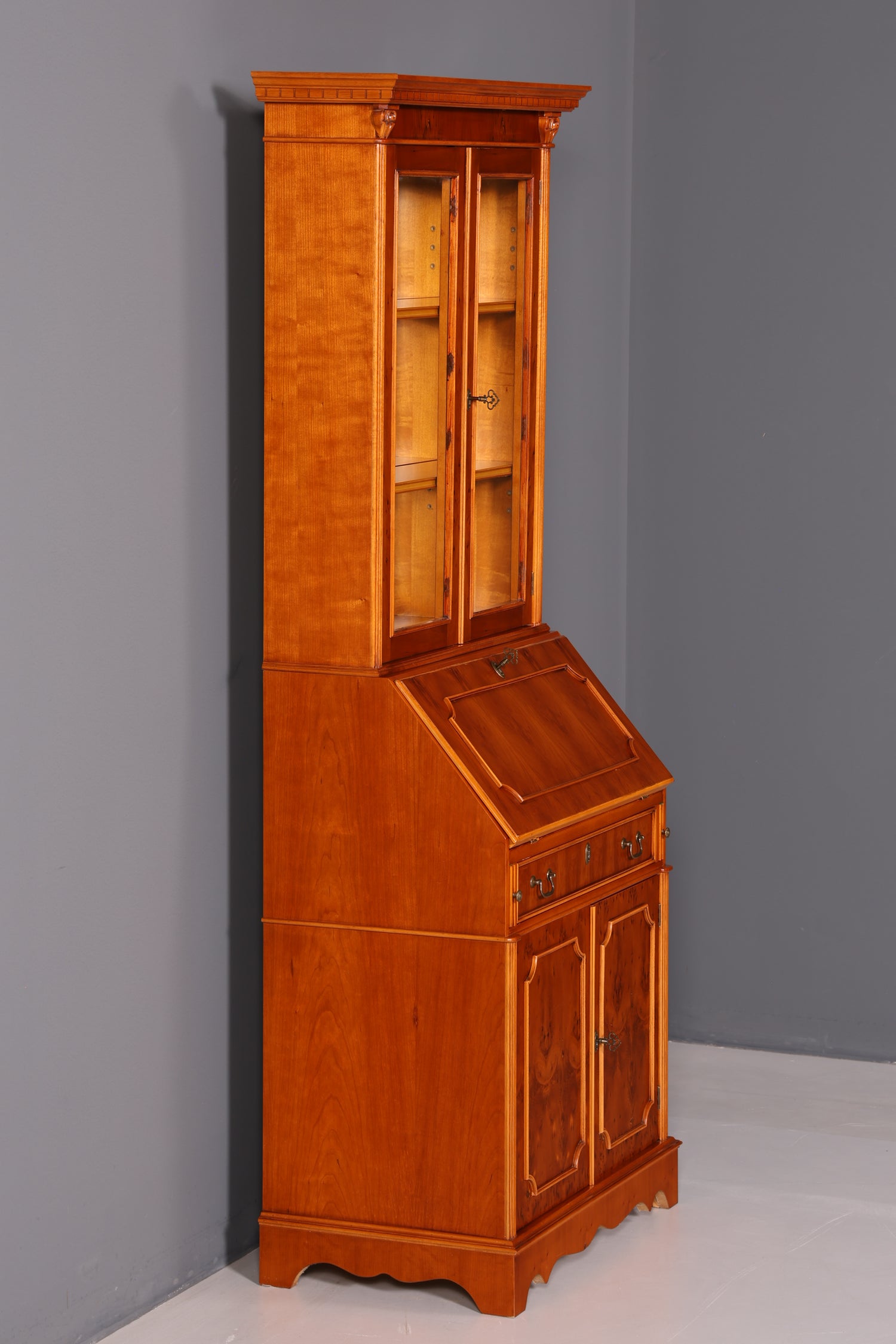 Stilvoller Englischer Sekretär Original Heldense Aufsatzsekretär Eibe Antik 60er Vitrine Schrank UK Büro