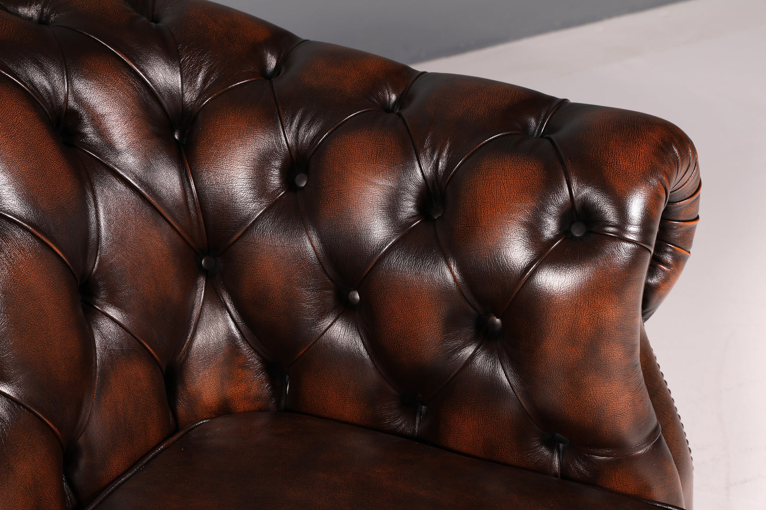Wunderschöne Original Chesterfield Centurion 2-Sitzer Couch Echt Leder Sofa Englisch UK Ledersofa Antik