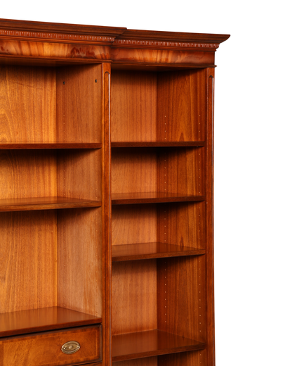 Hauptstadt Möblerei XXL Heldense Bücherregal aus Eibenholz mit höhenverstellbaren Einlegeböden im englischen Stil